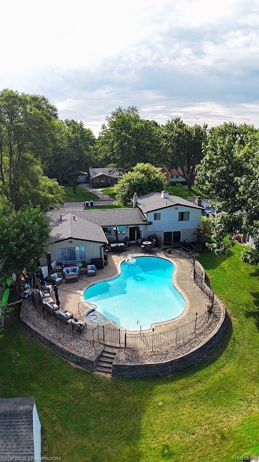 3891 Dill Drive