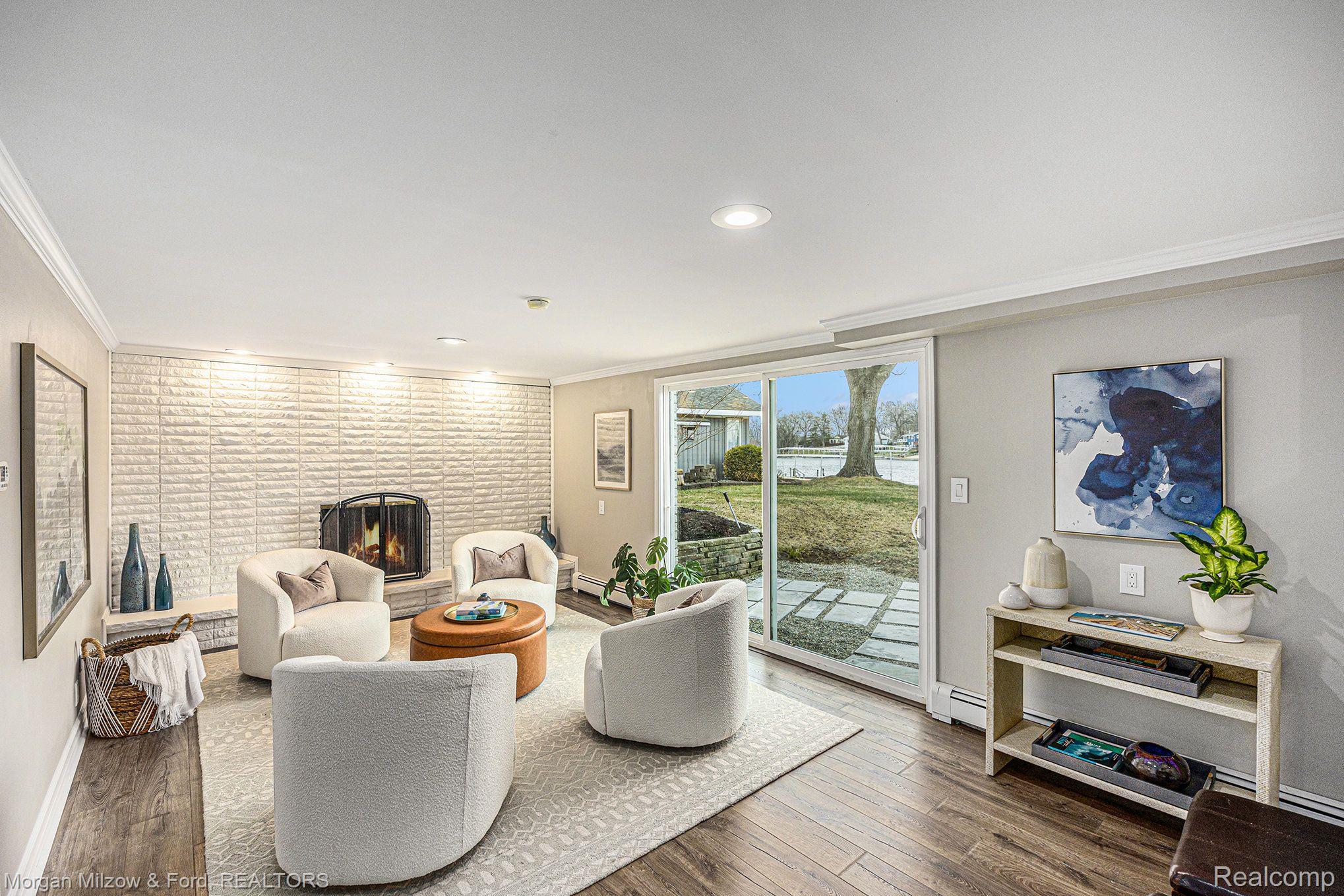 3891 Dill Drive