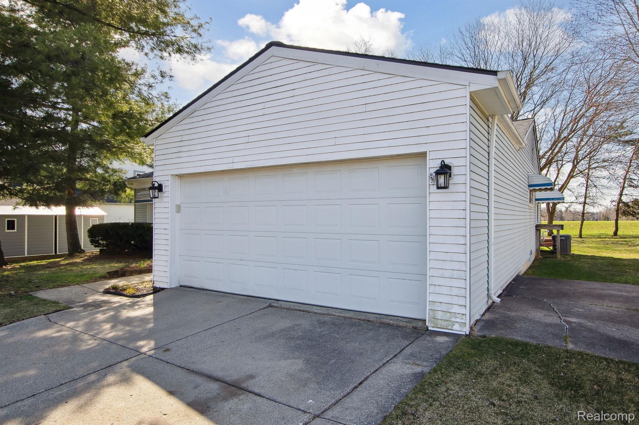 3649 BARBERRY Circle