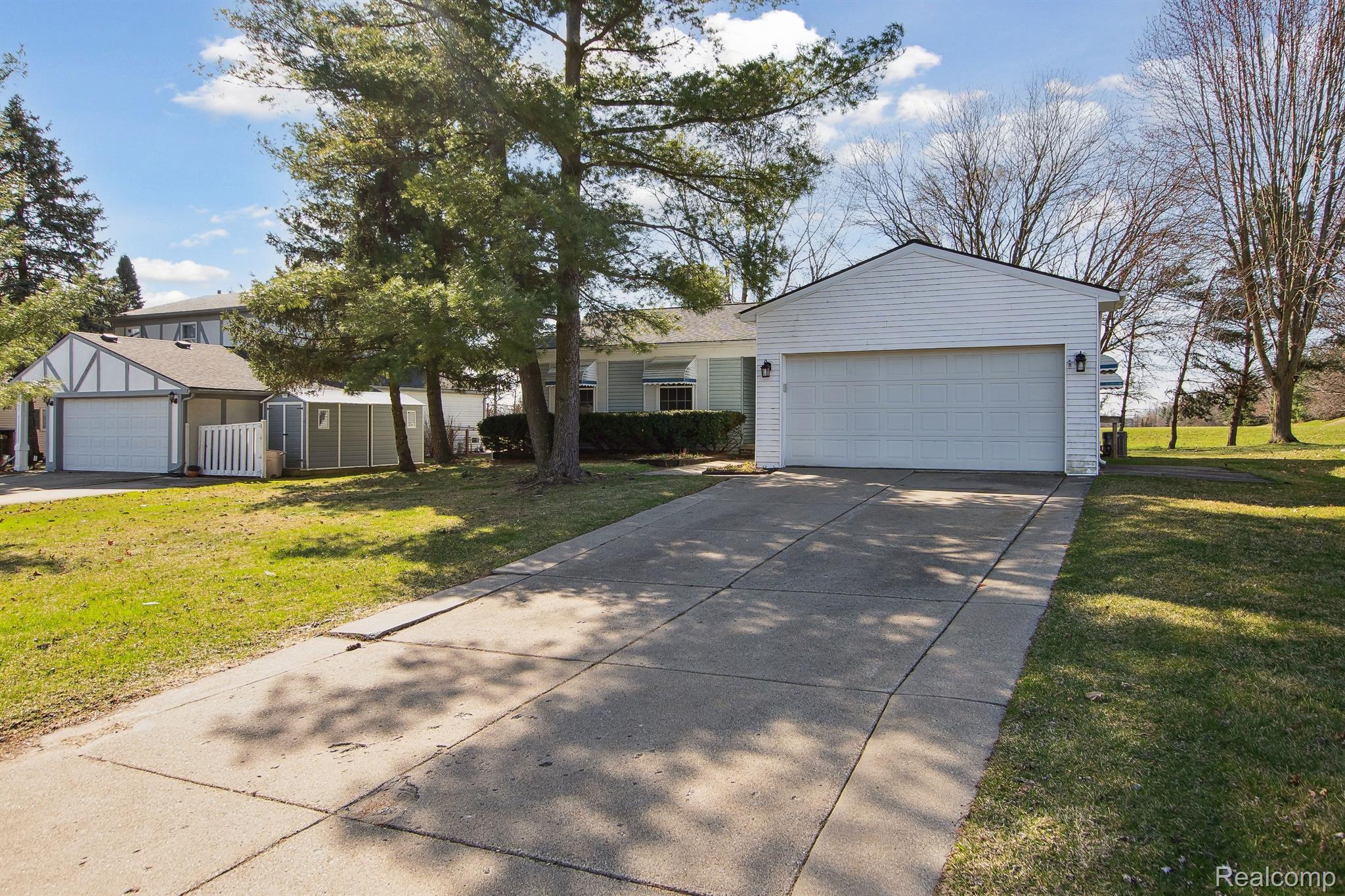 3649 BARBERRY Circle