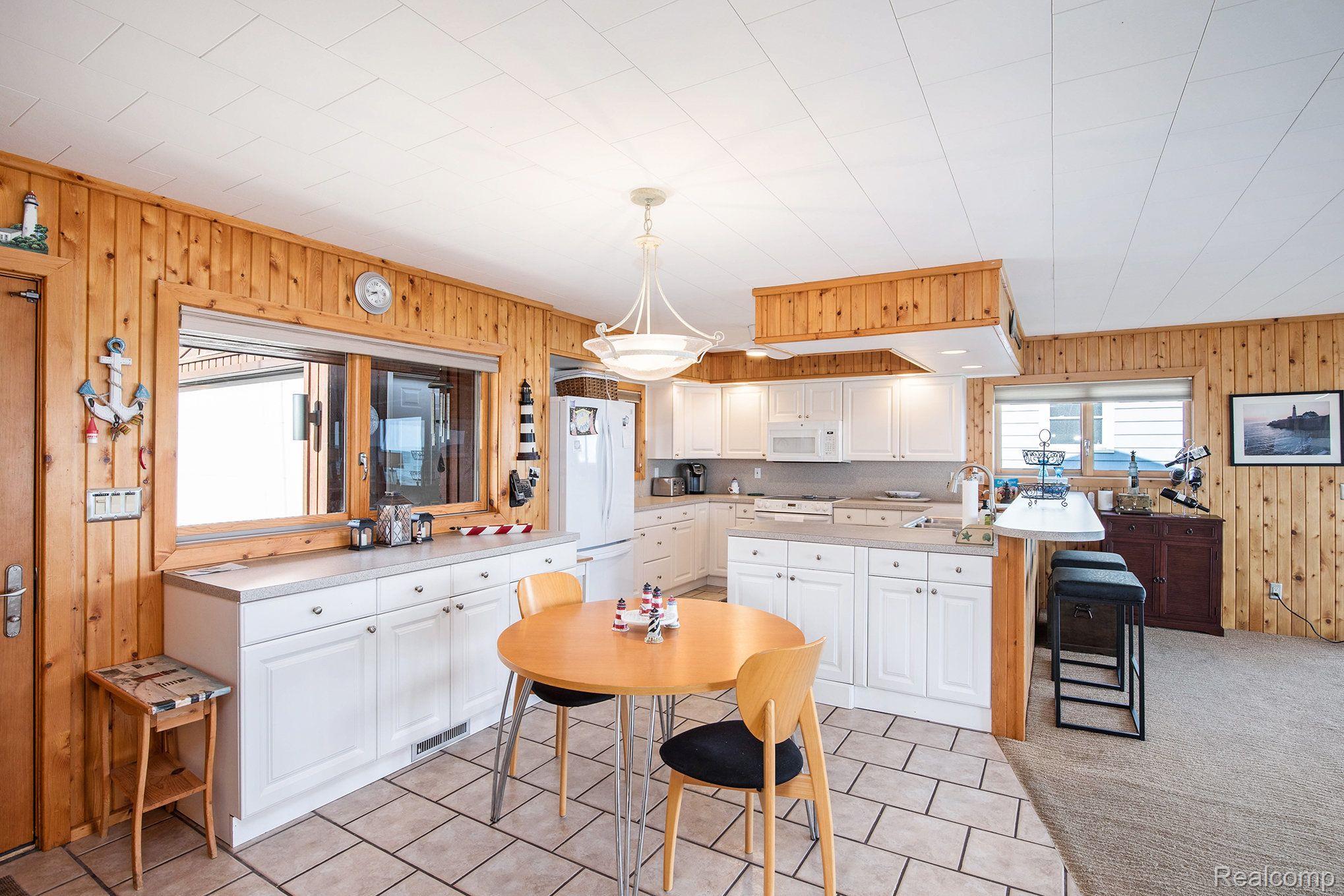 3944 PORT AUSTIN Road