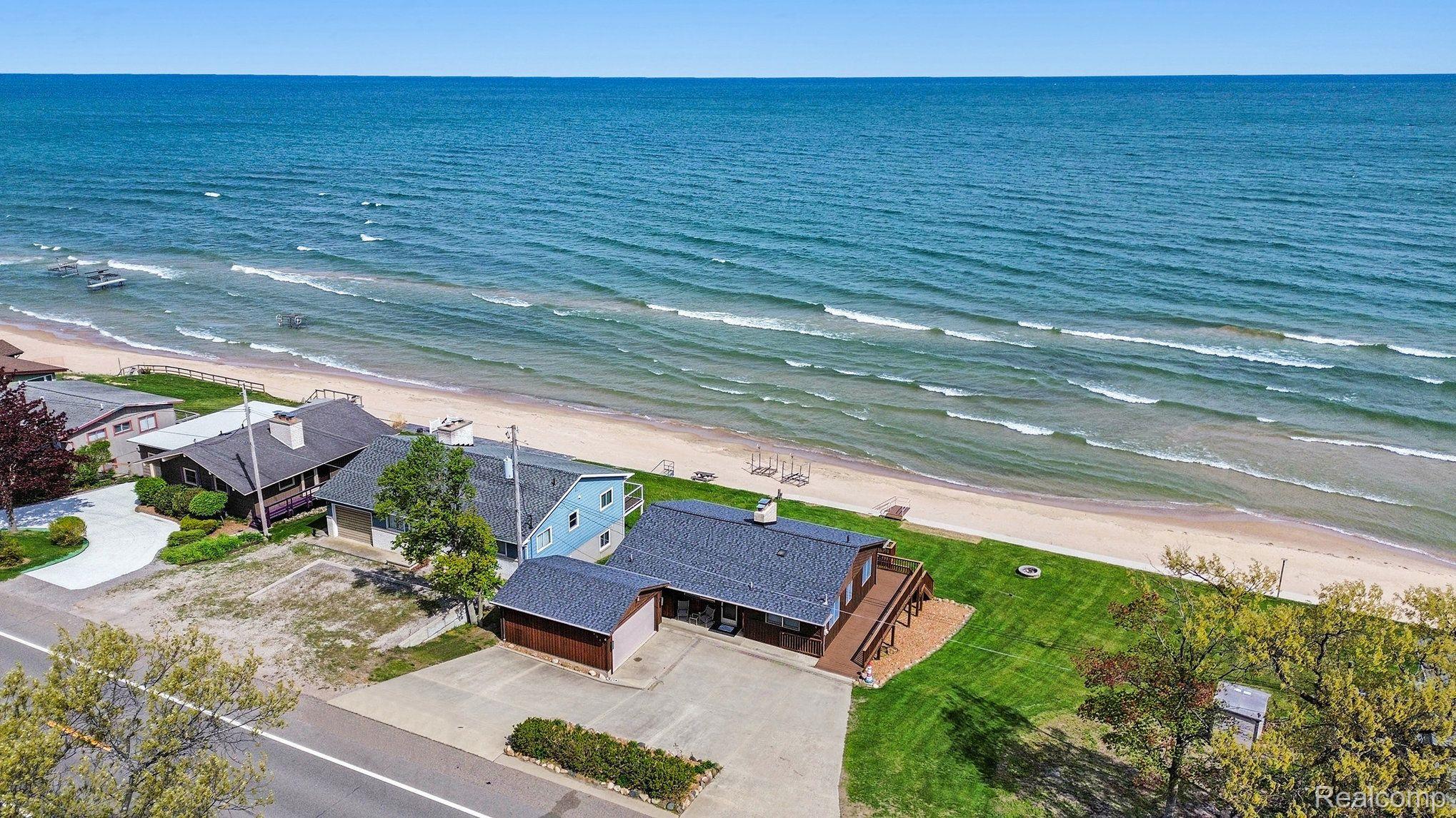 3944 PORT AUSTIN Road