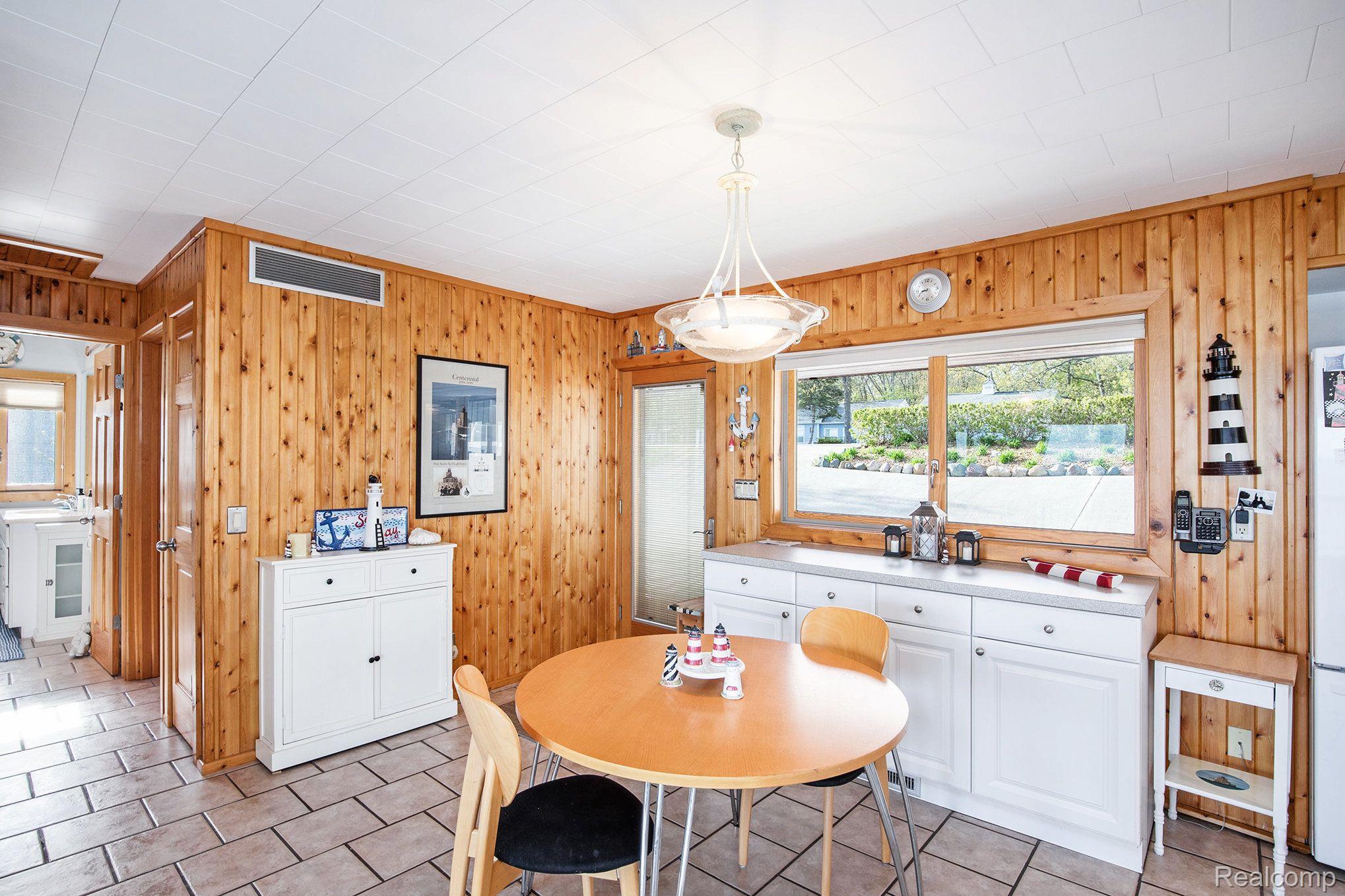 3944 PORT AUSTIN Road