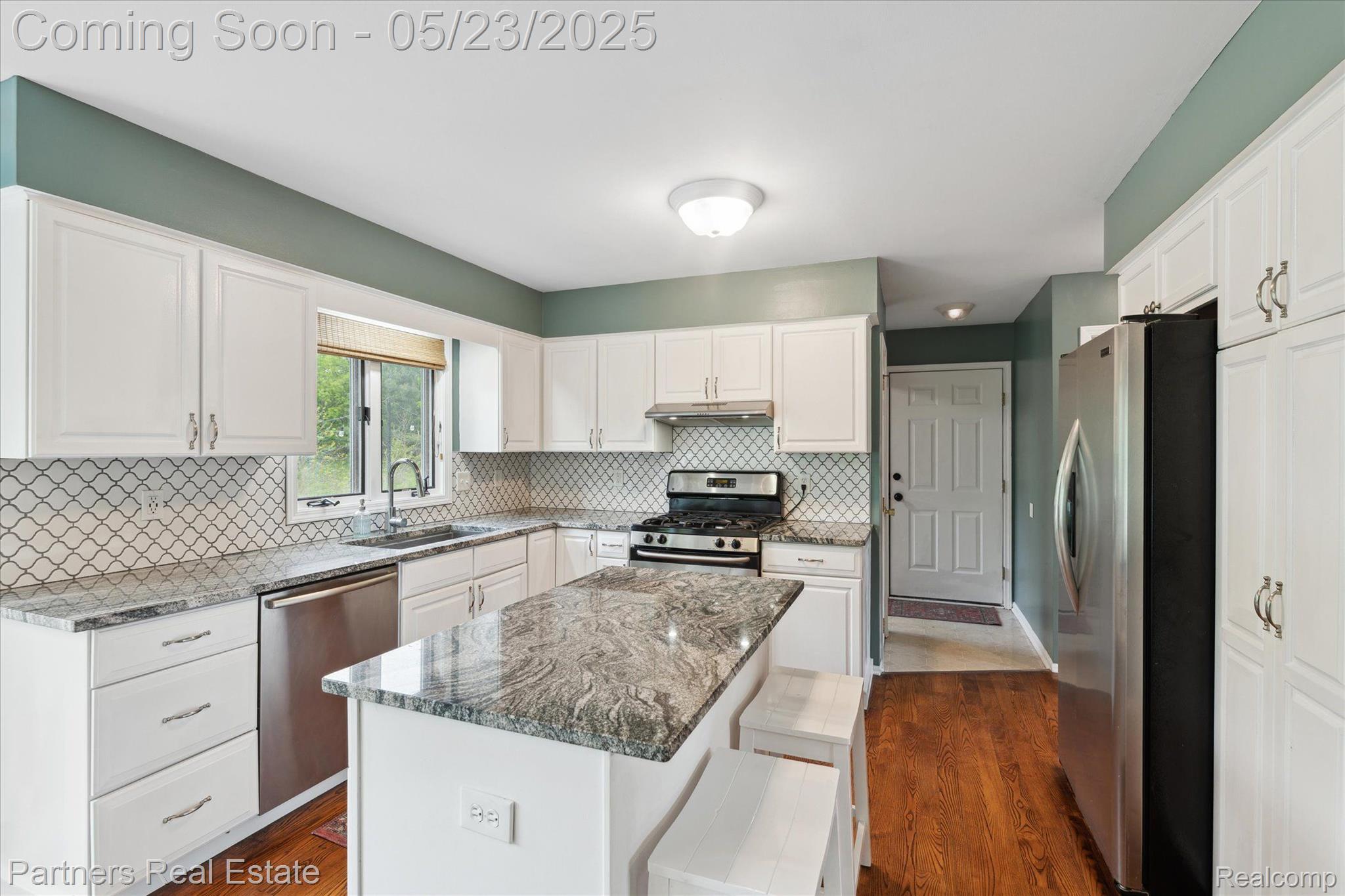 160 Mill Oaks Lane