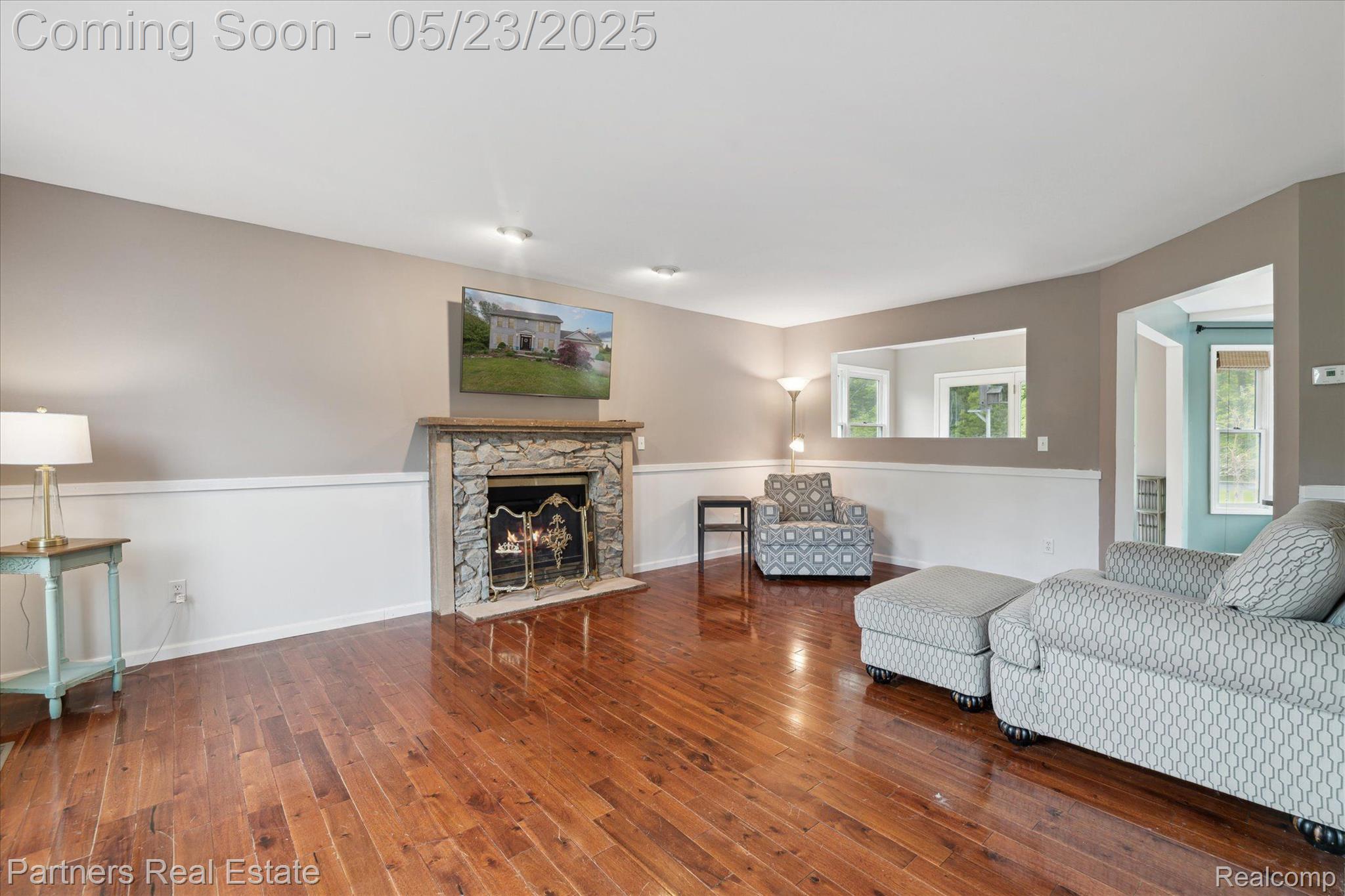 160 Mill Oaks Lane