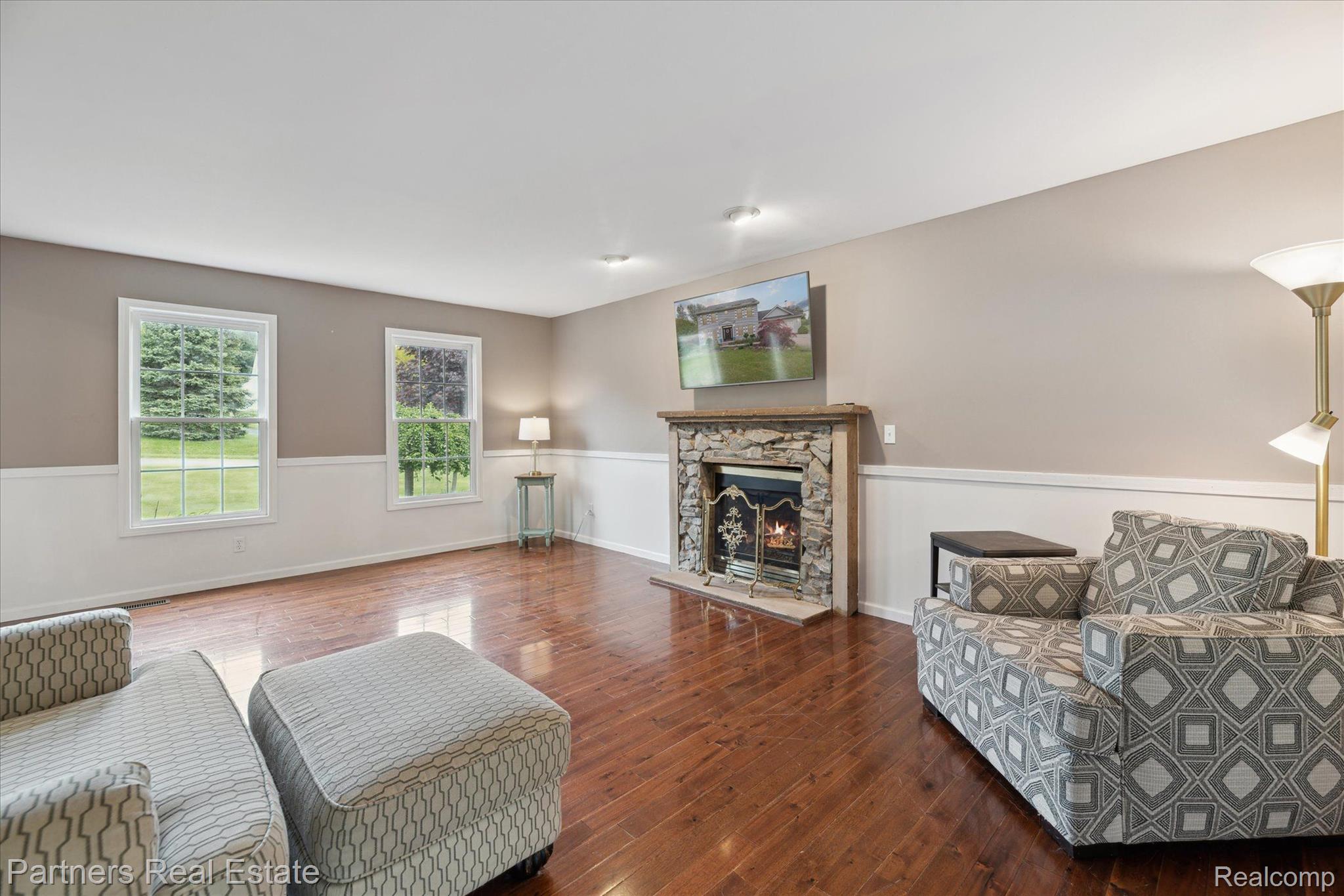 160 Mill Oaks Lane