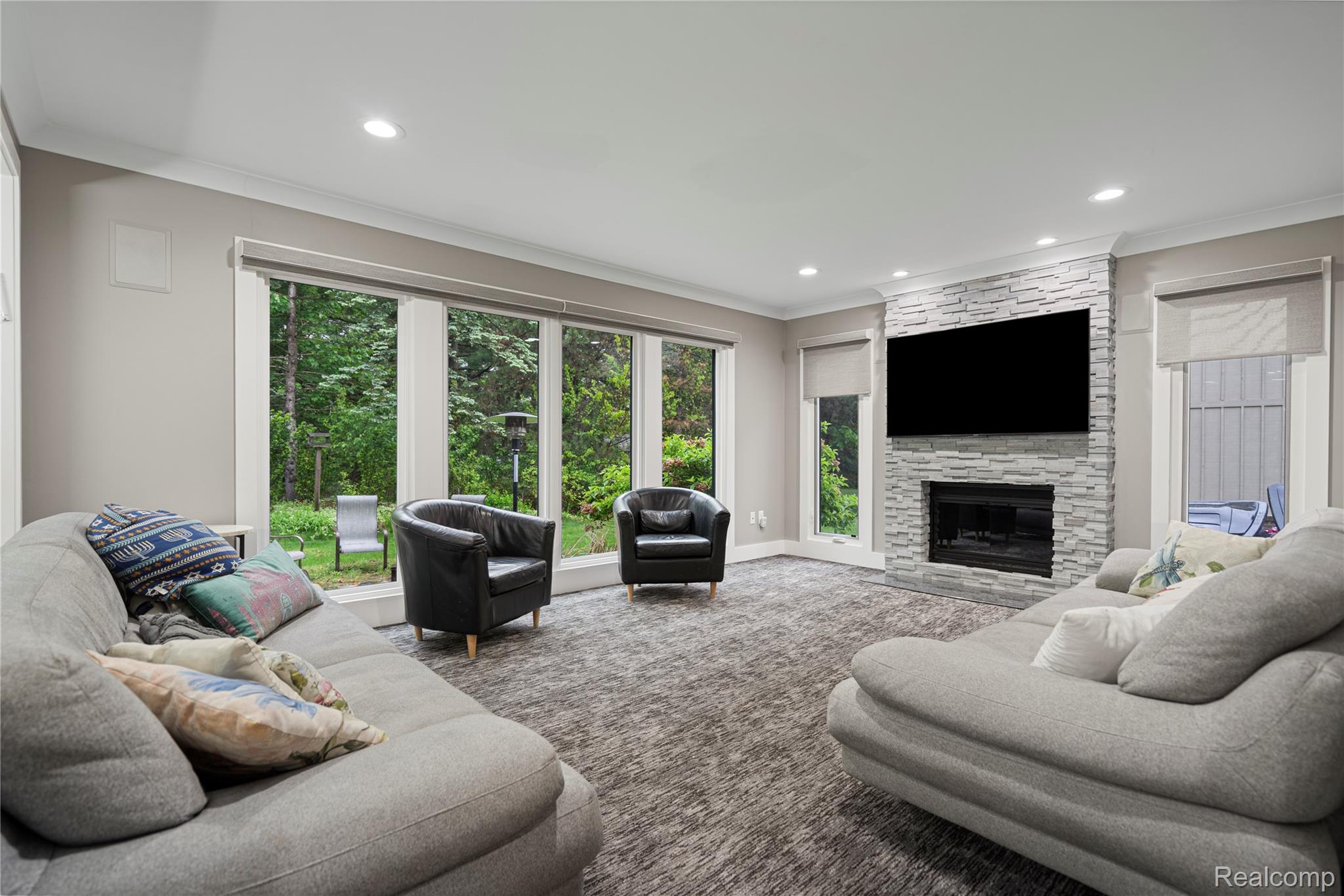 2640 Water Oaks Drive