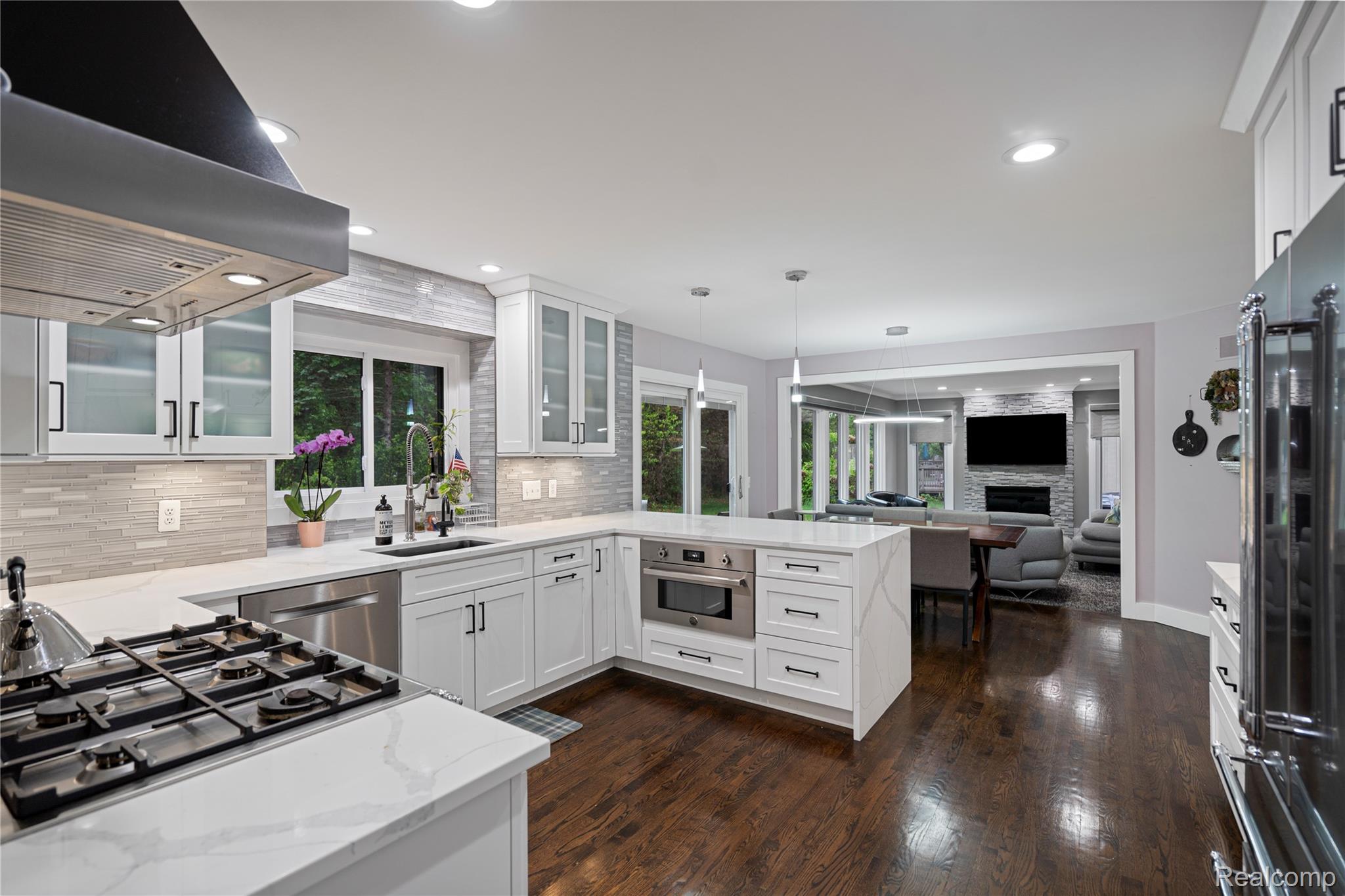 2640 Water Oaks Drive