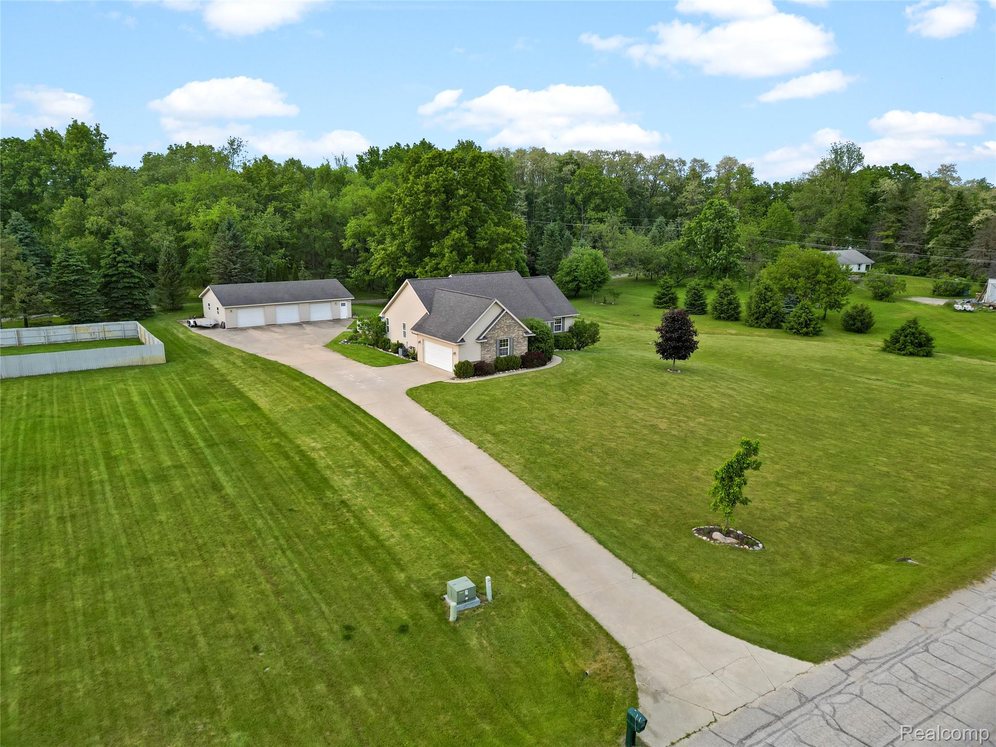 7467 Oceola Farms Court