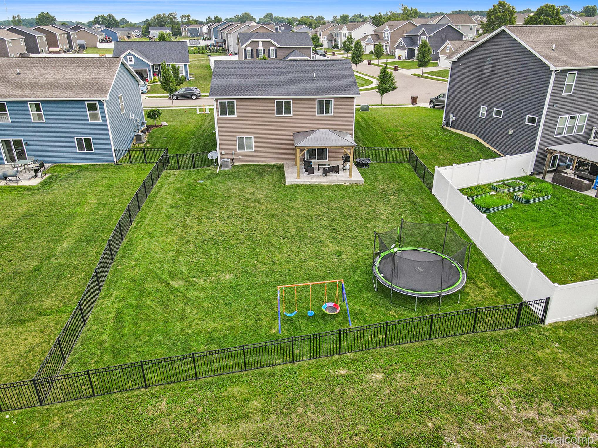 3209 Hill Hollow Lane