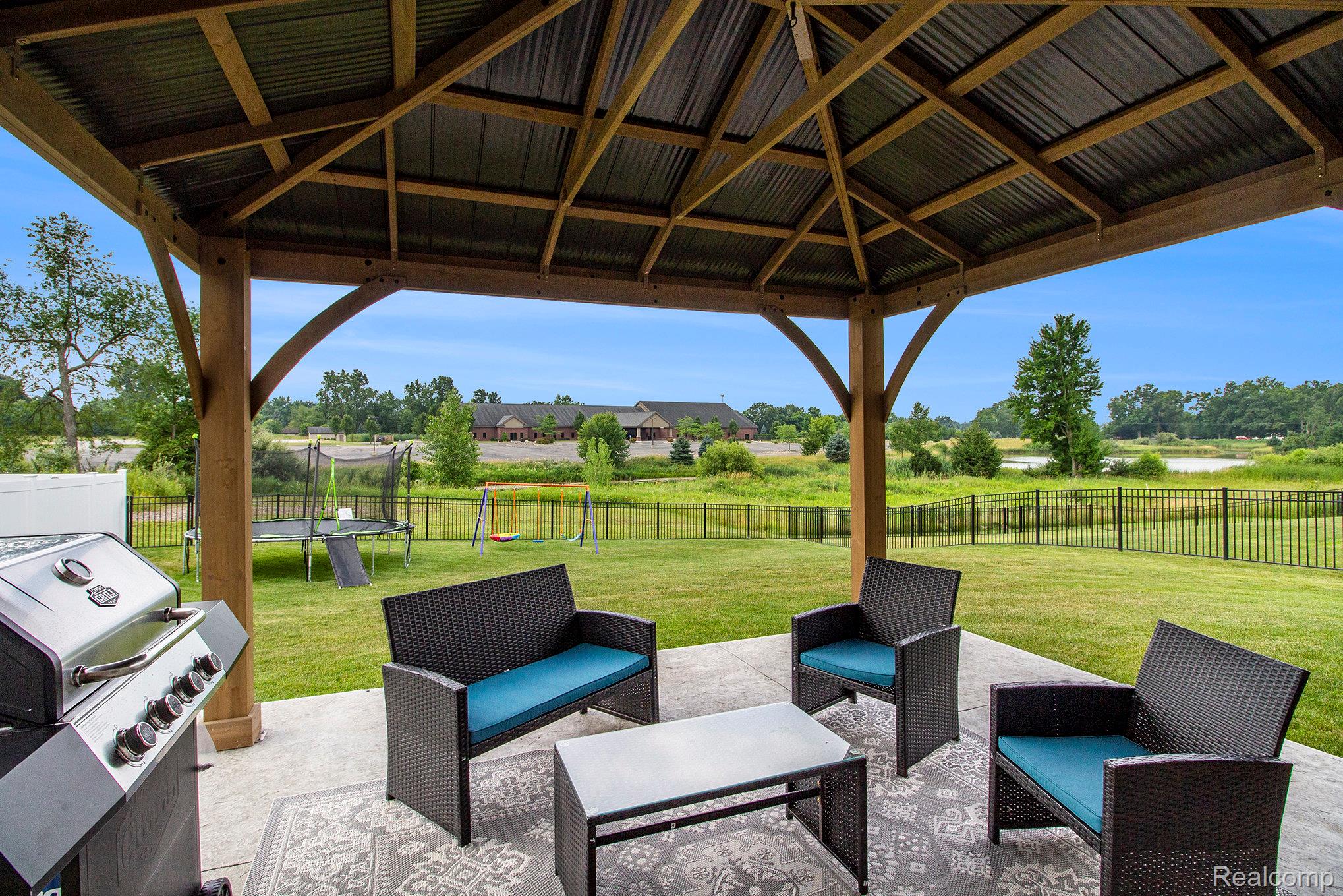 3209 Hill Hollow Lane