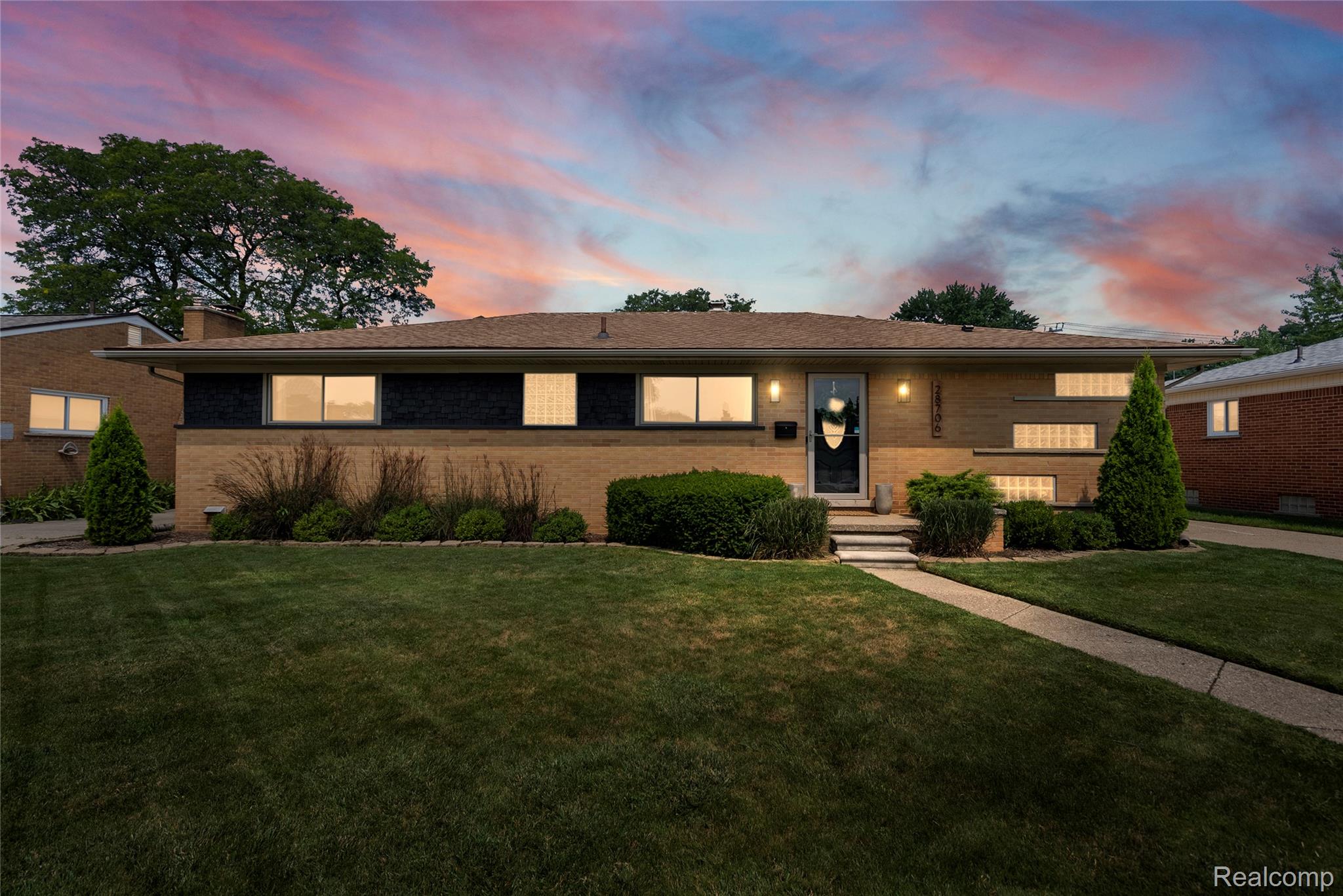 28706 Jacquelyn Drive