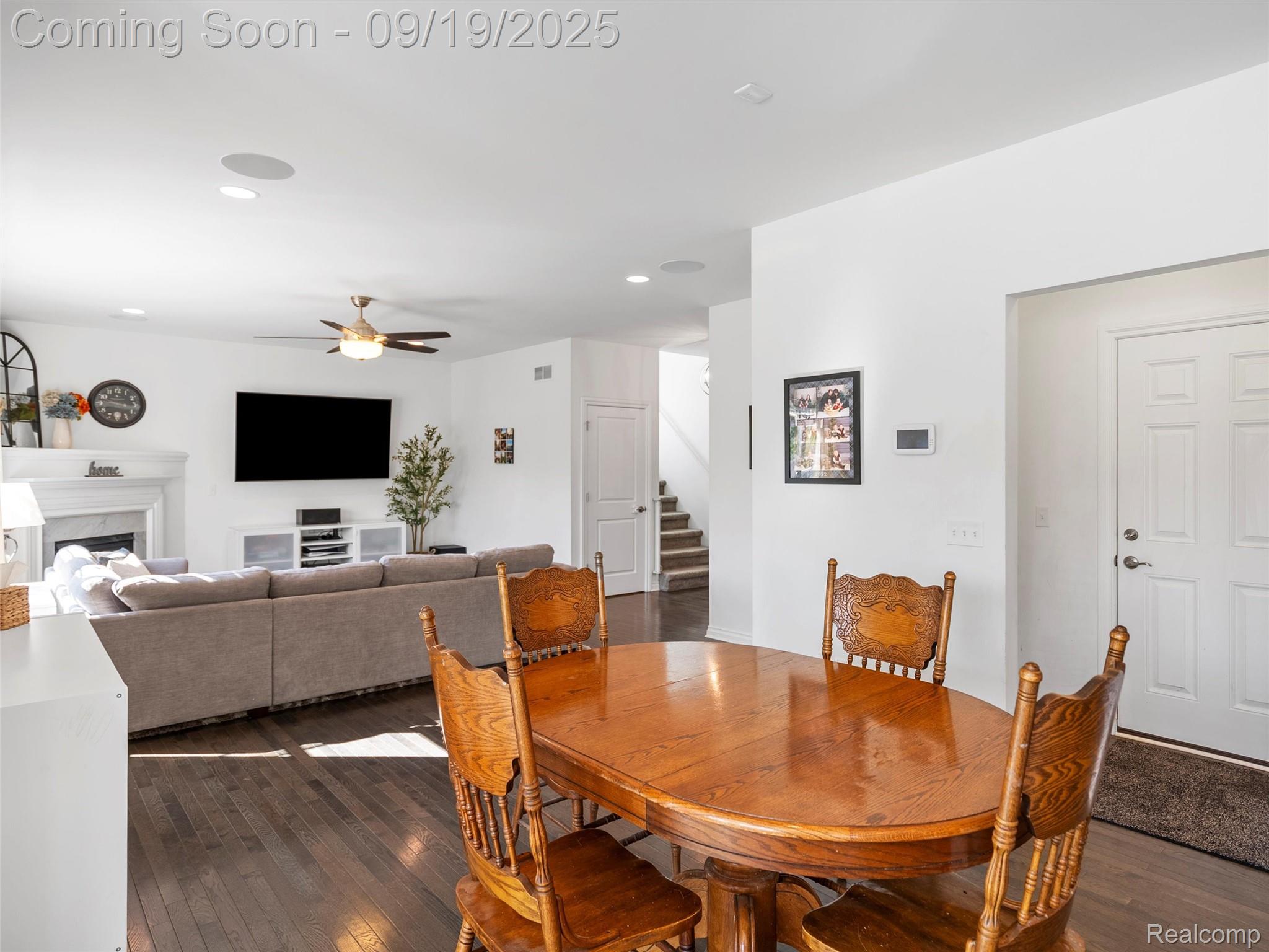956 N Mill Street