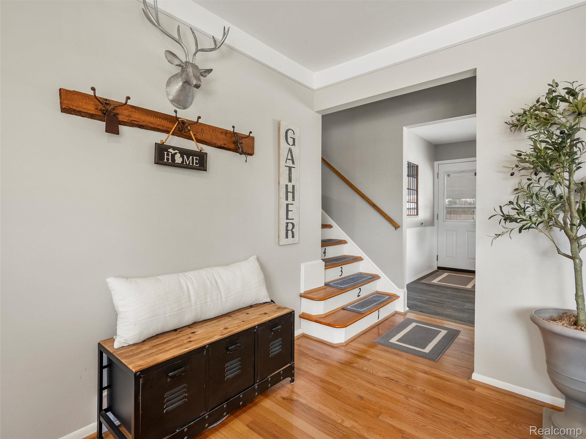 7721 Carrousel Boulevard