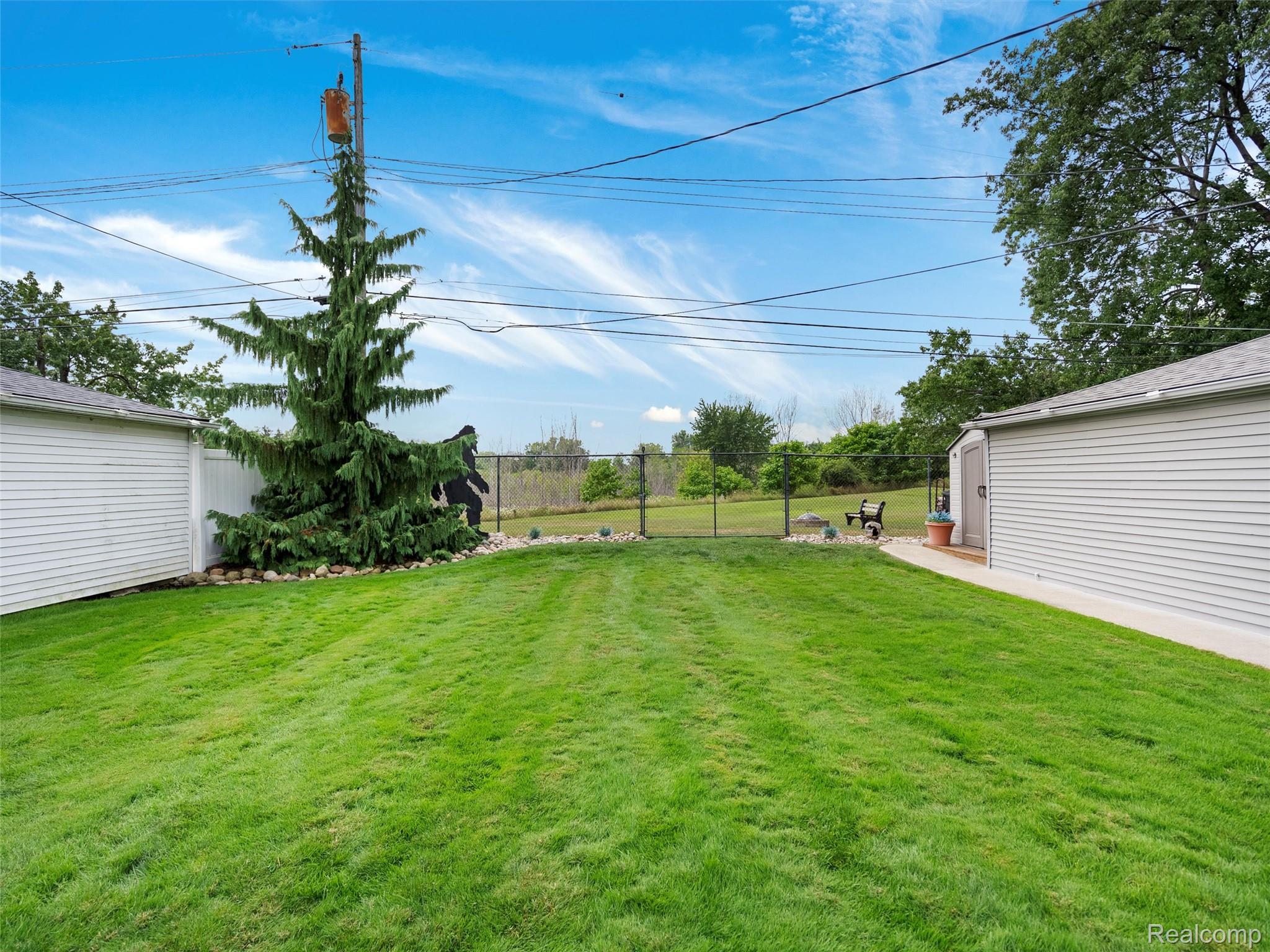 7721 Carrousel Boulevard