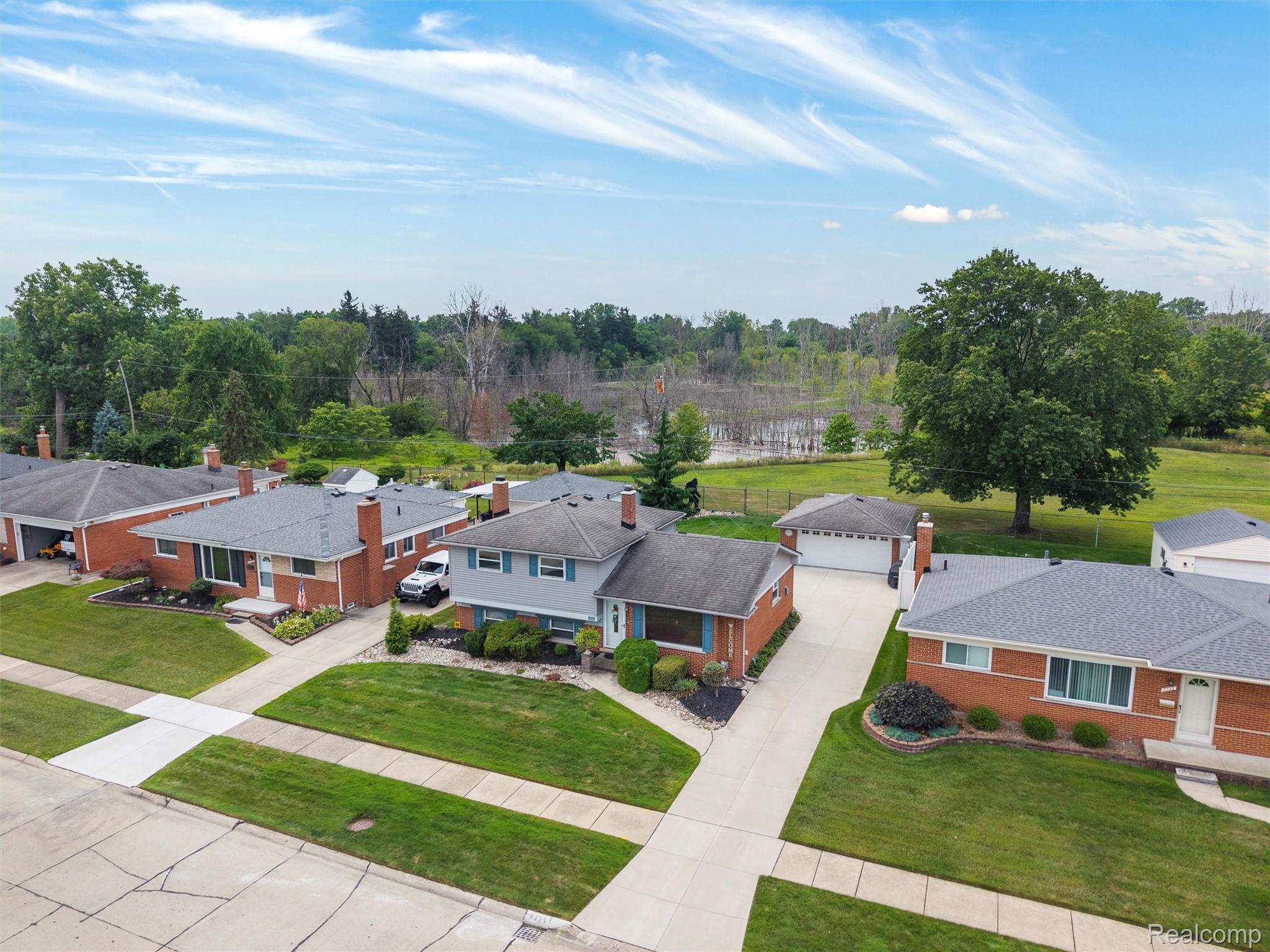 7721 Carrousel Boulevard