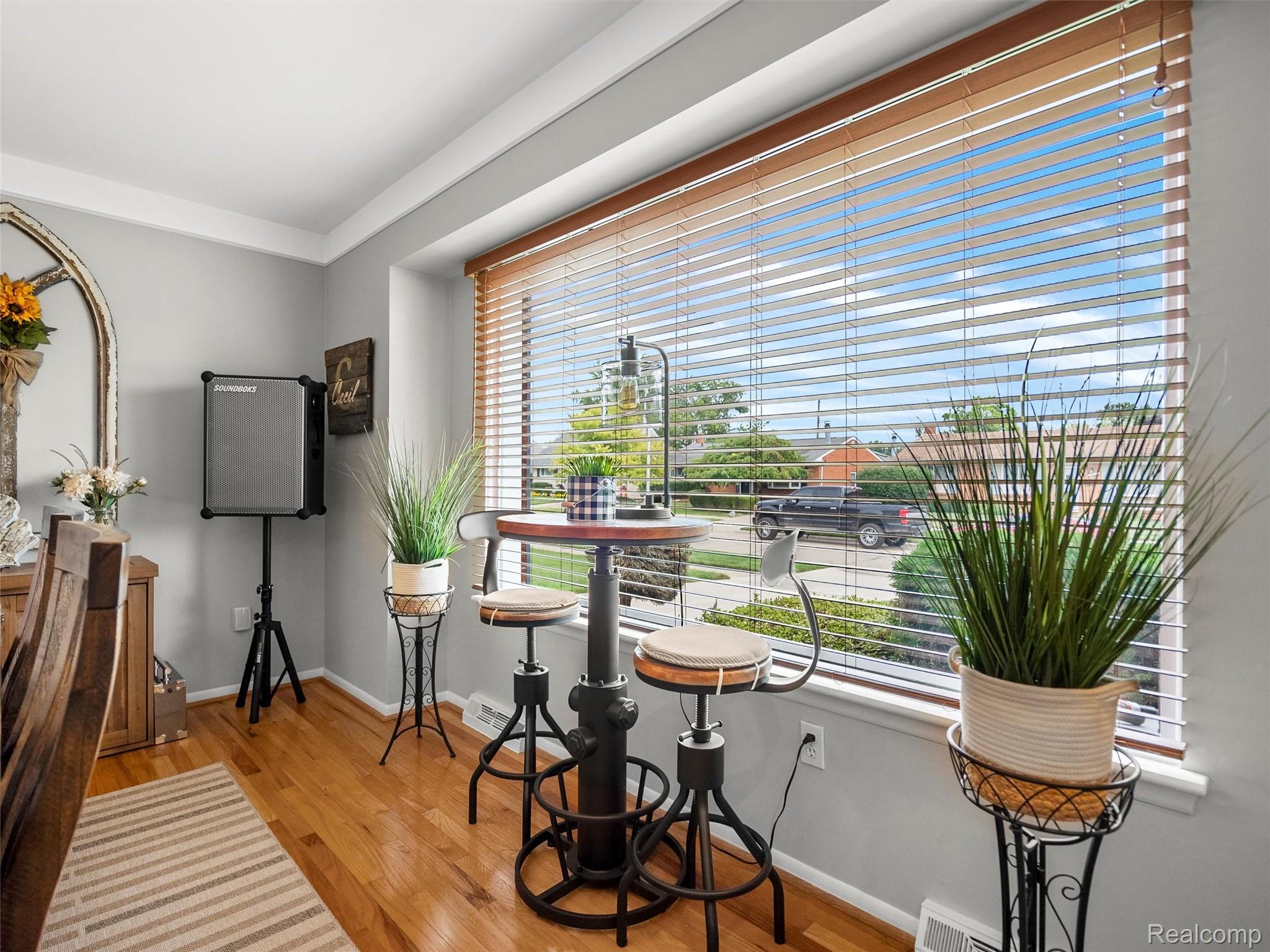 7721 Carrousel Boulevard