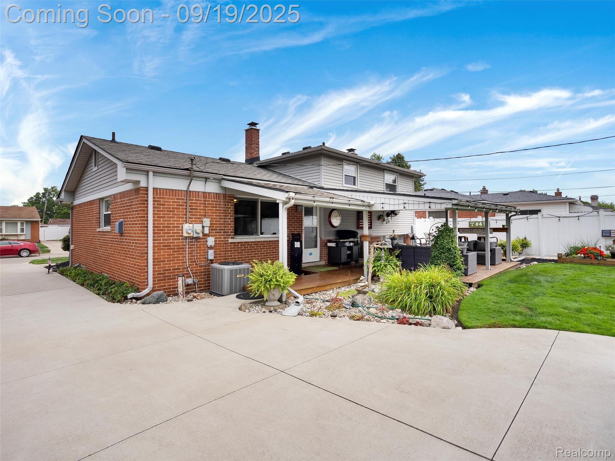 7721 Carrousel Boulevard