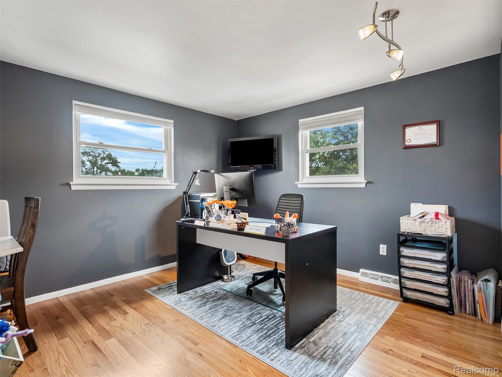 7721 Carrousel Boulevard