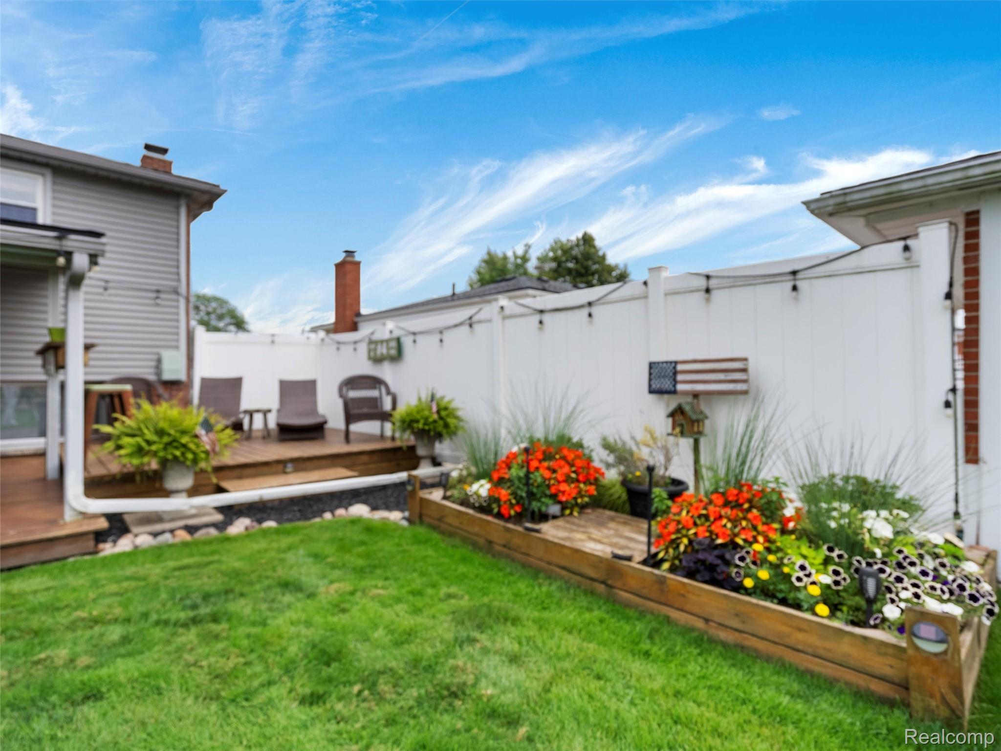 7721 Carrousel Boulevard