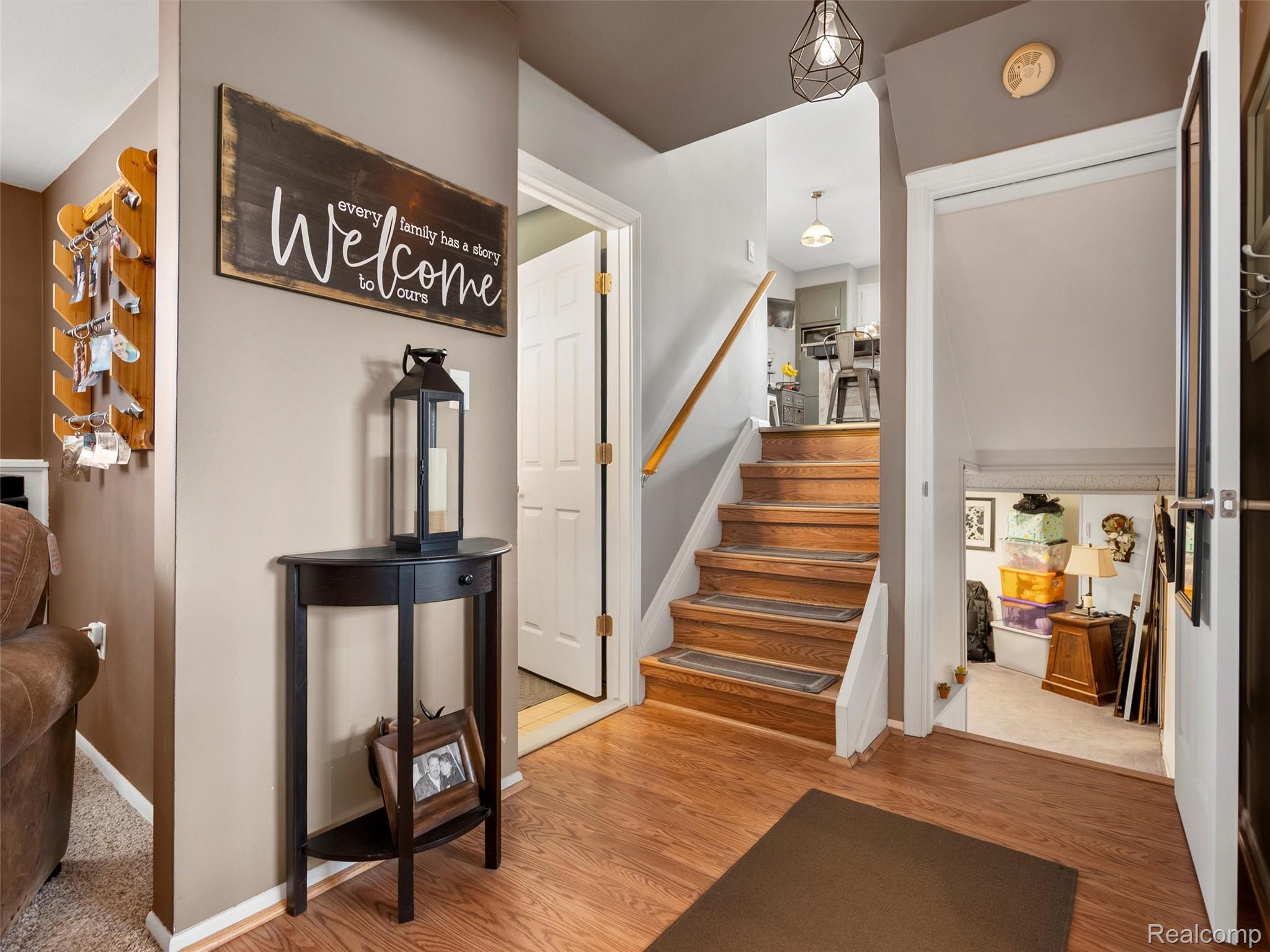 7721 Carrousel Boulevard