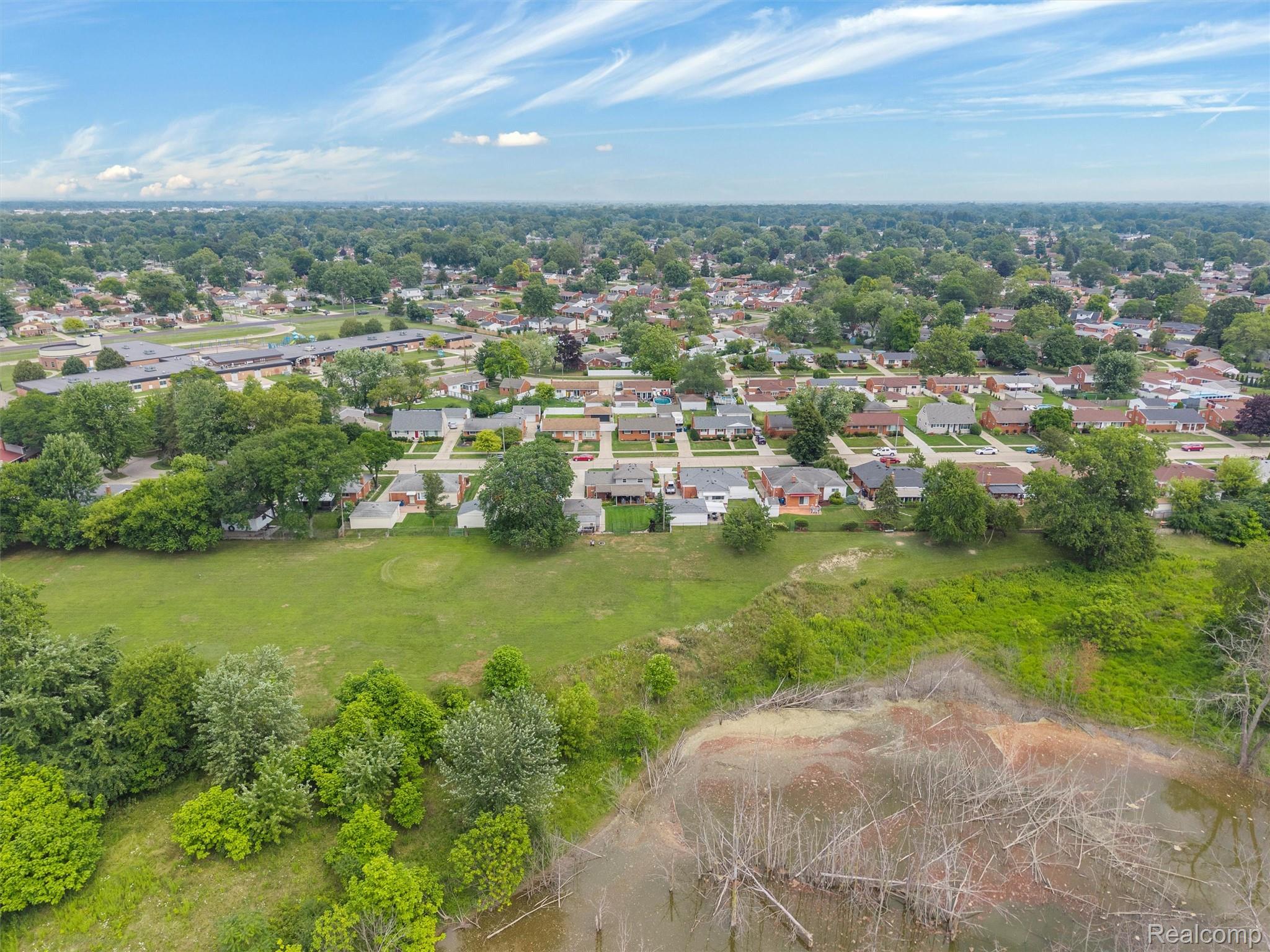 7721 Carrousel Boulevard