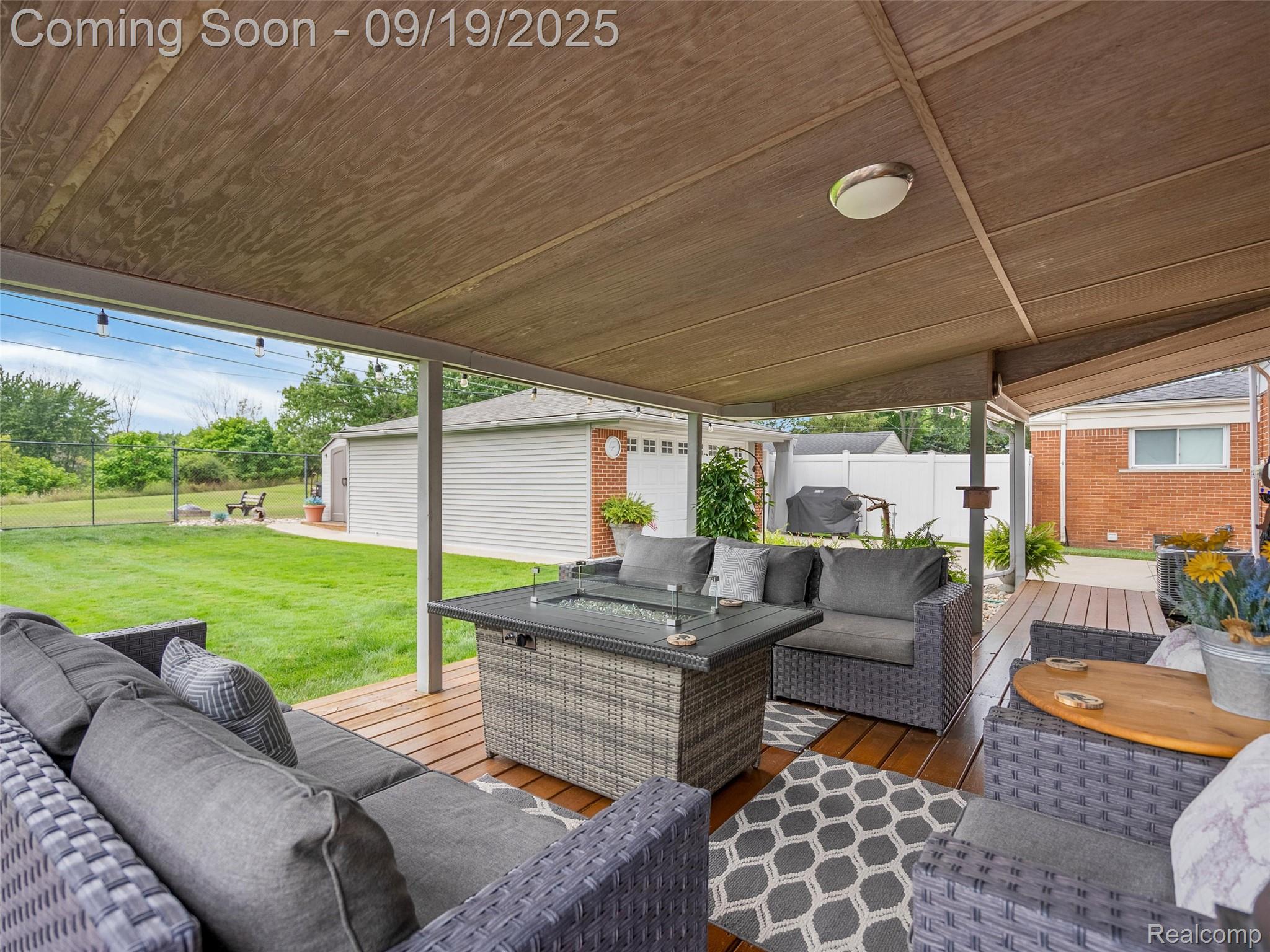 7721 Carrousel Boulevard