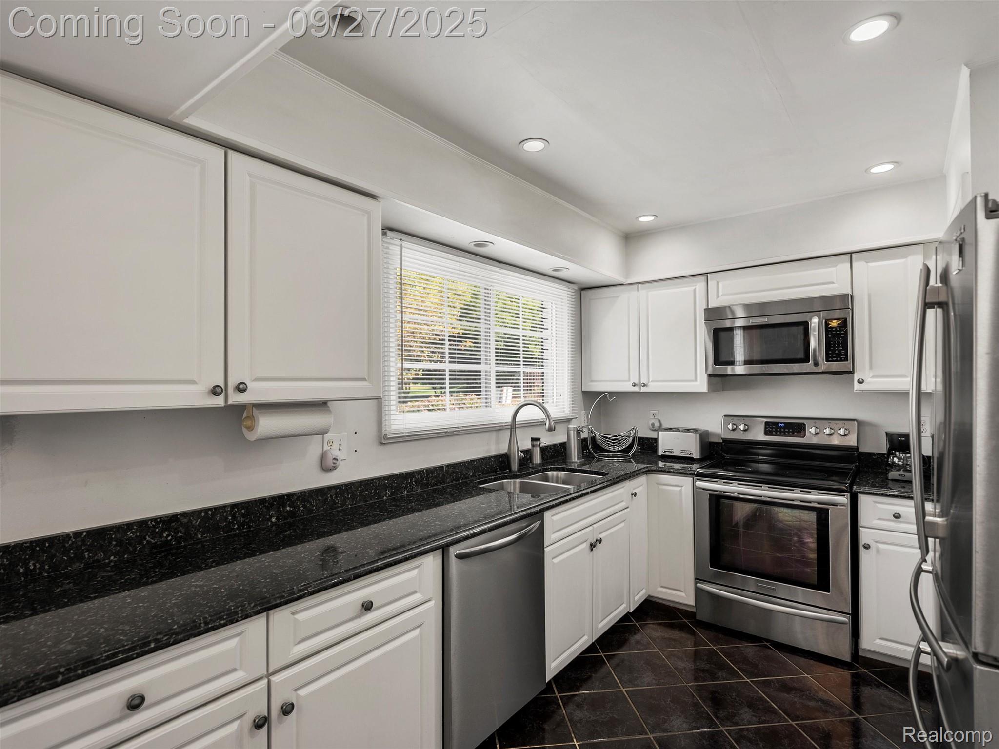 42881 Inverness Court