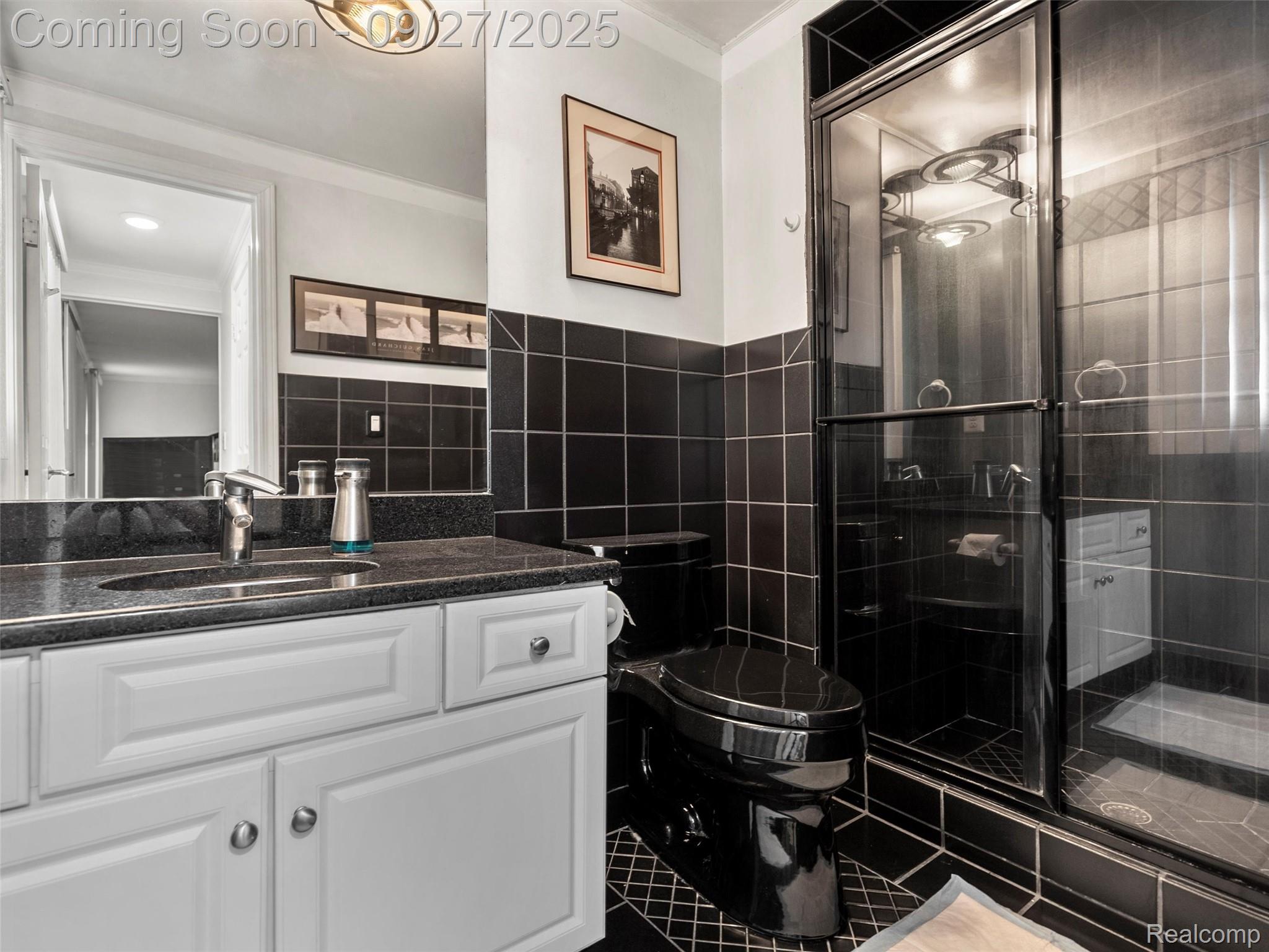 42881 Inverness Court