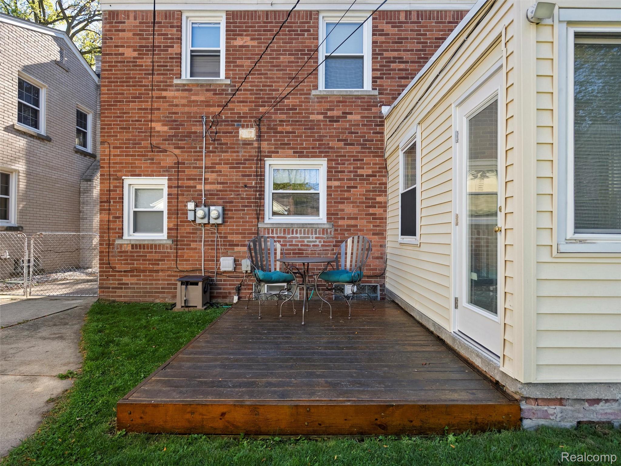 1730 Bournemouth Road