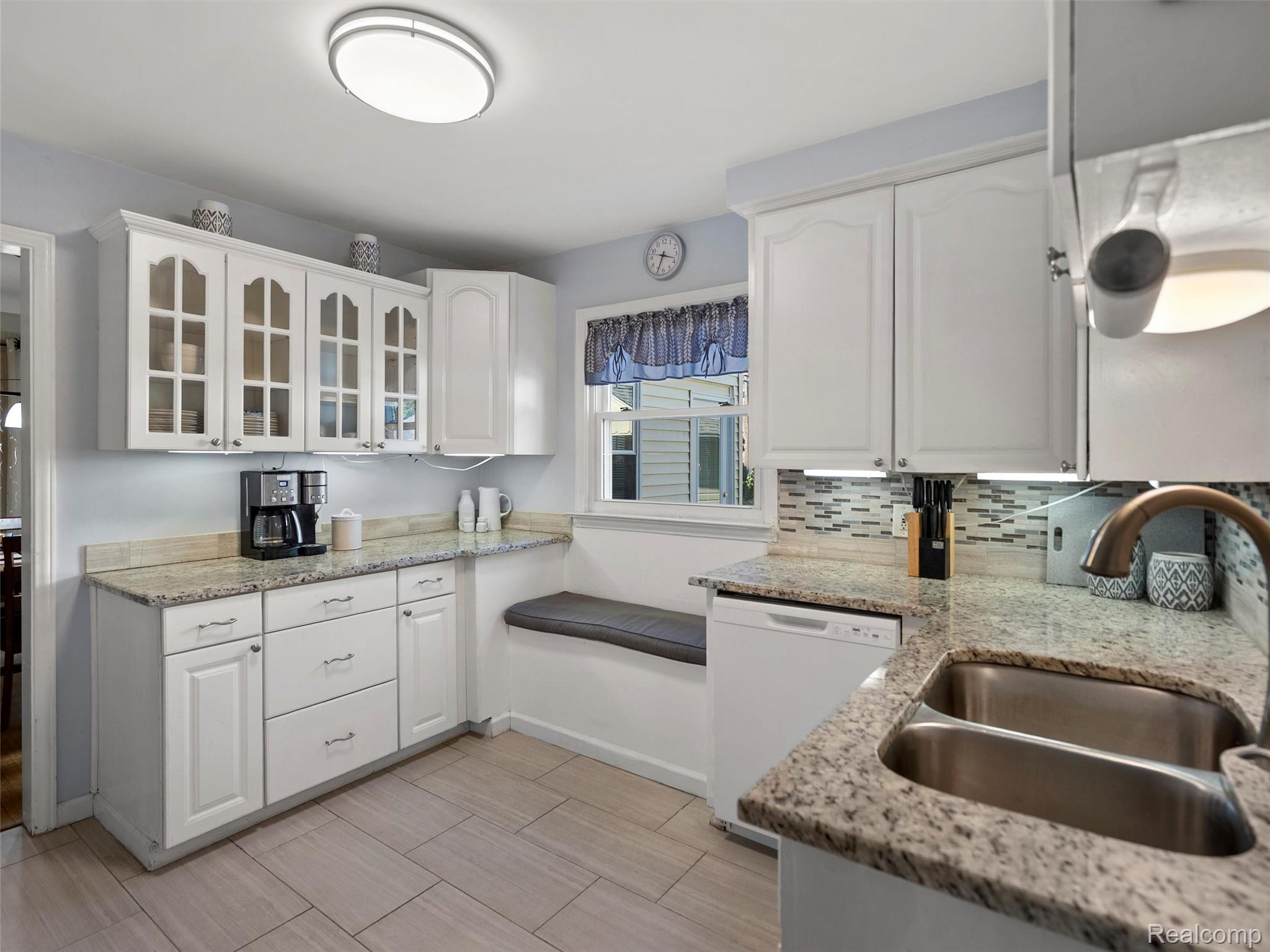 1730 Bournemouth Road