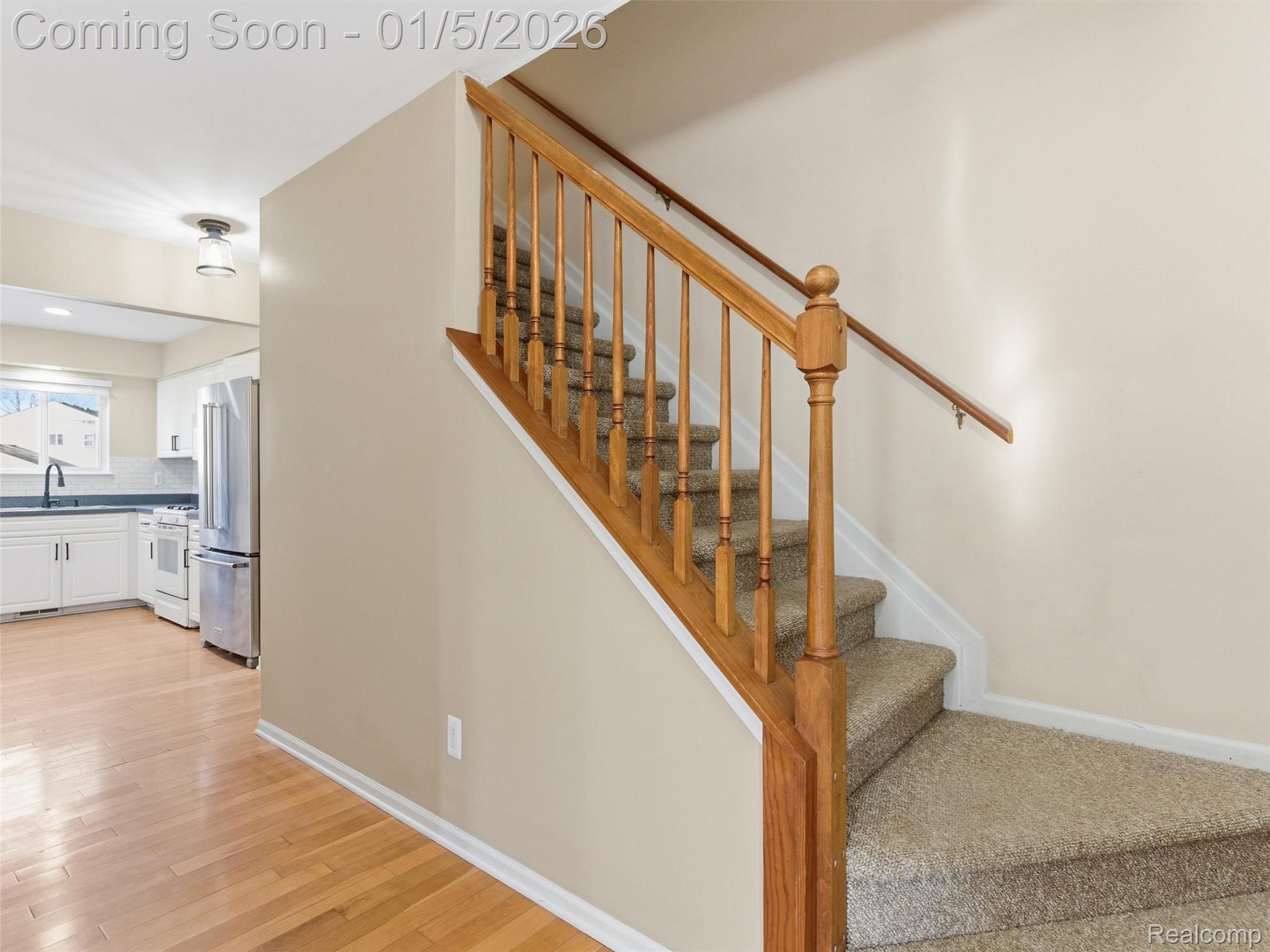 2746 Riverside Drive