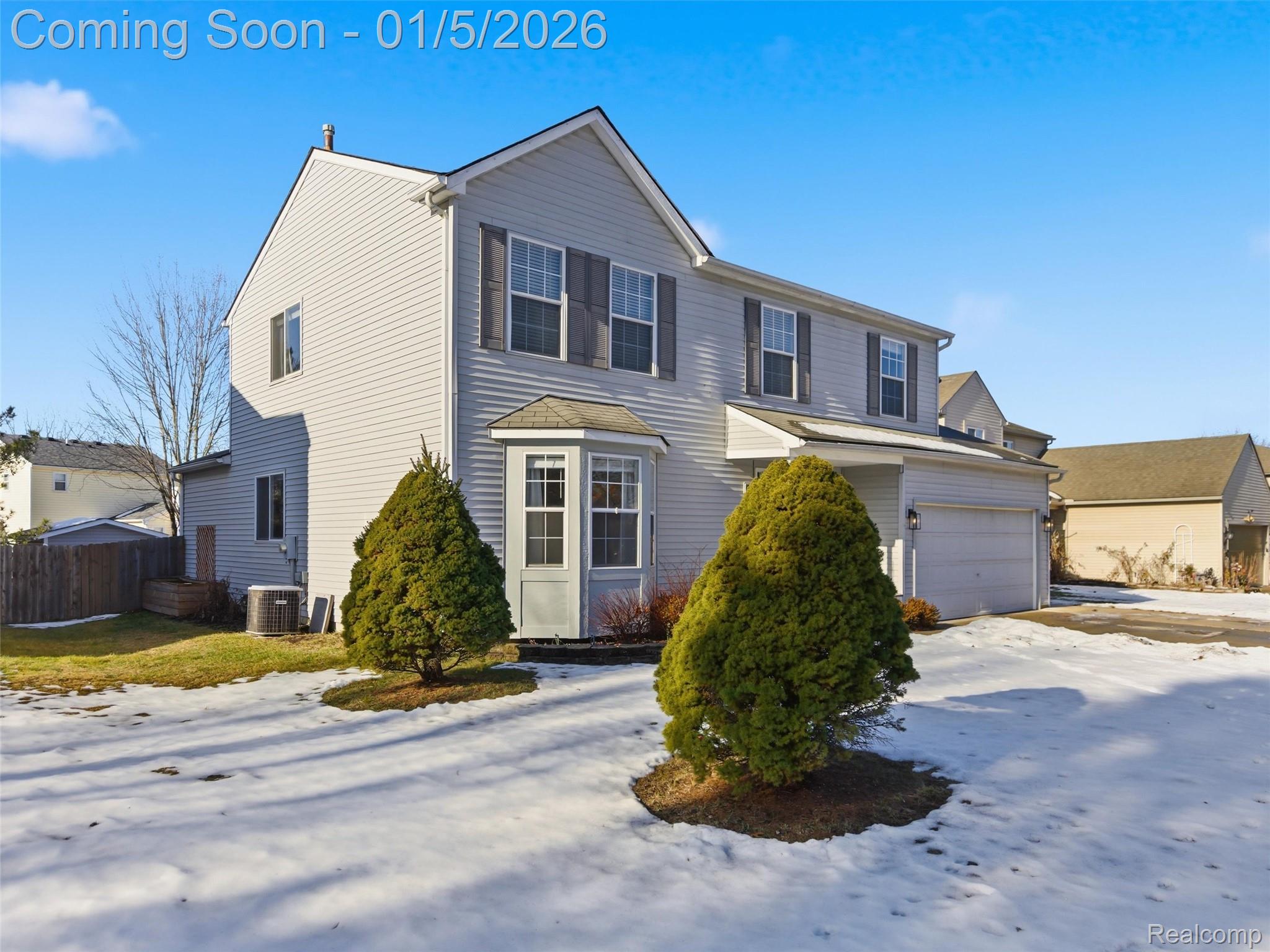 2746 Riverside Drive