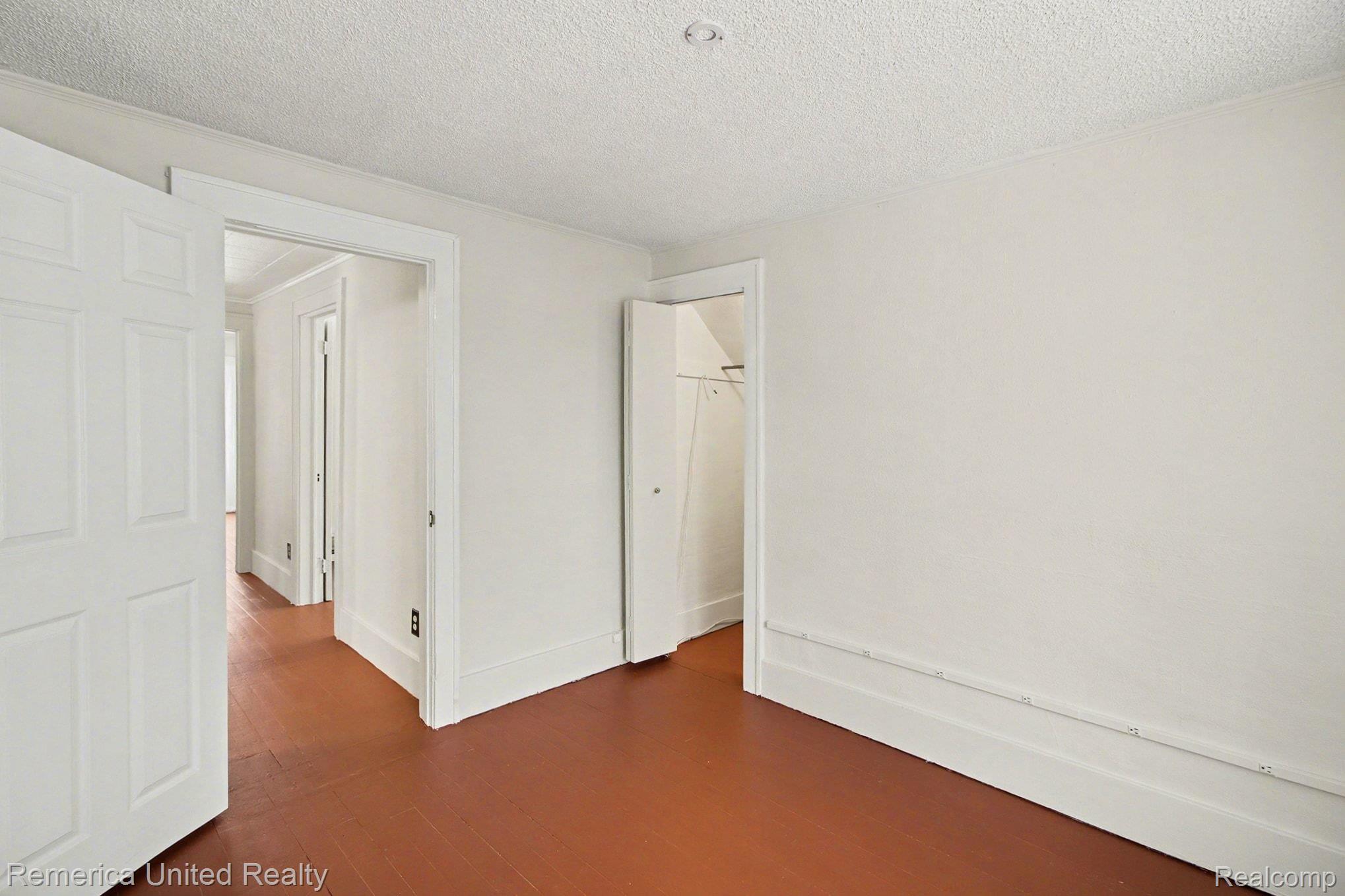 224 S 2nd Street
