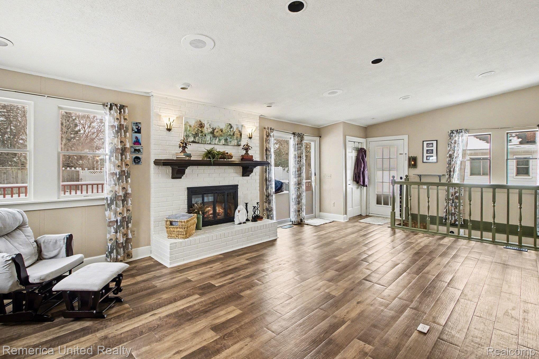 224 S 2nd Street
