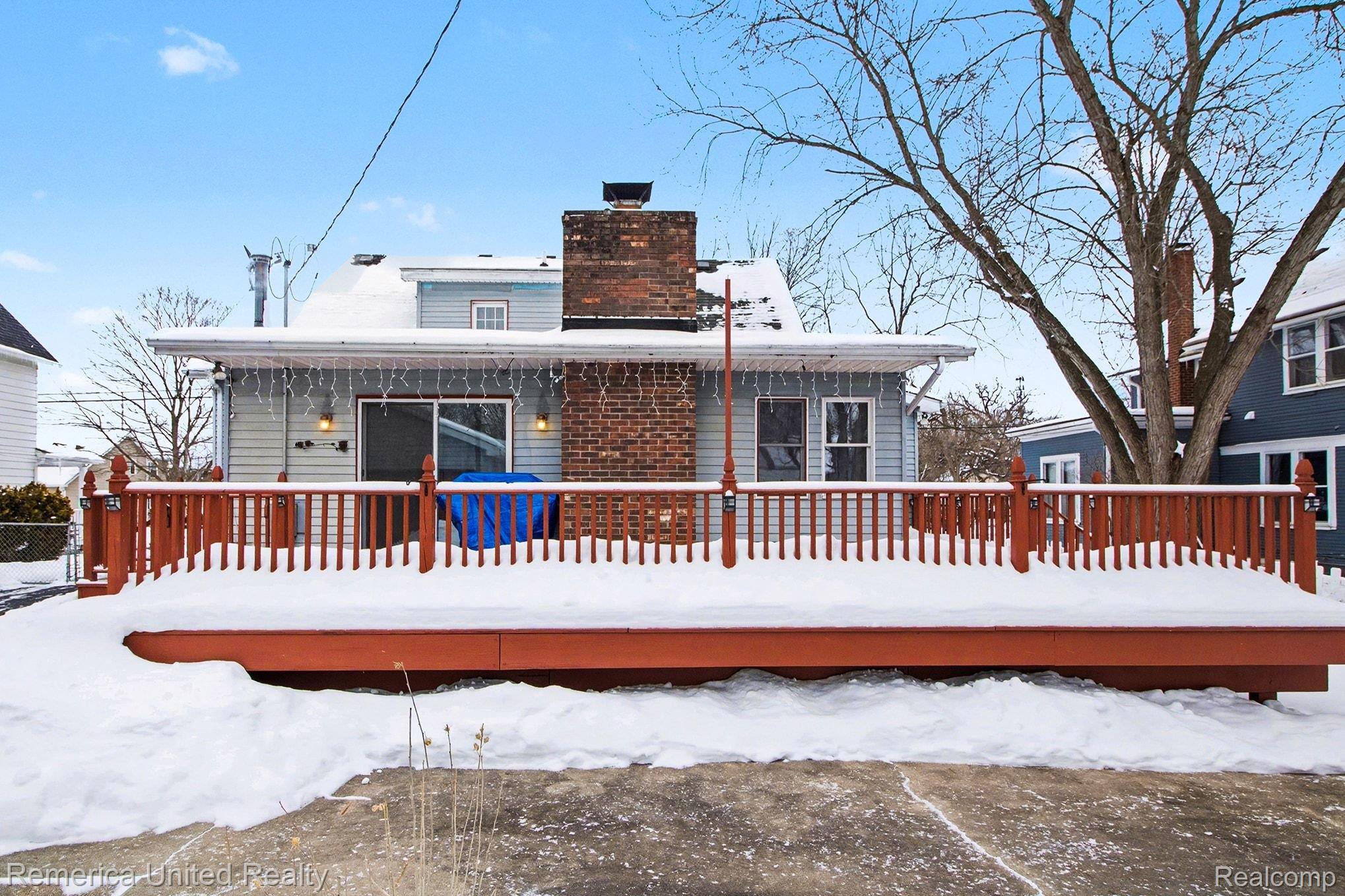 224 S 2nd Street