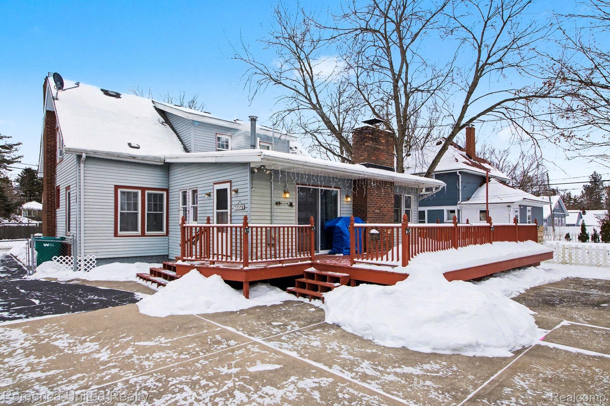 224 S 2nd Street
