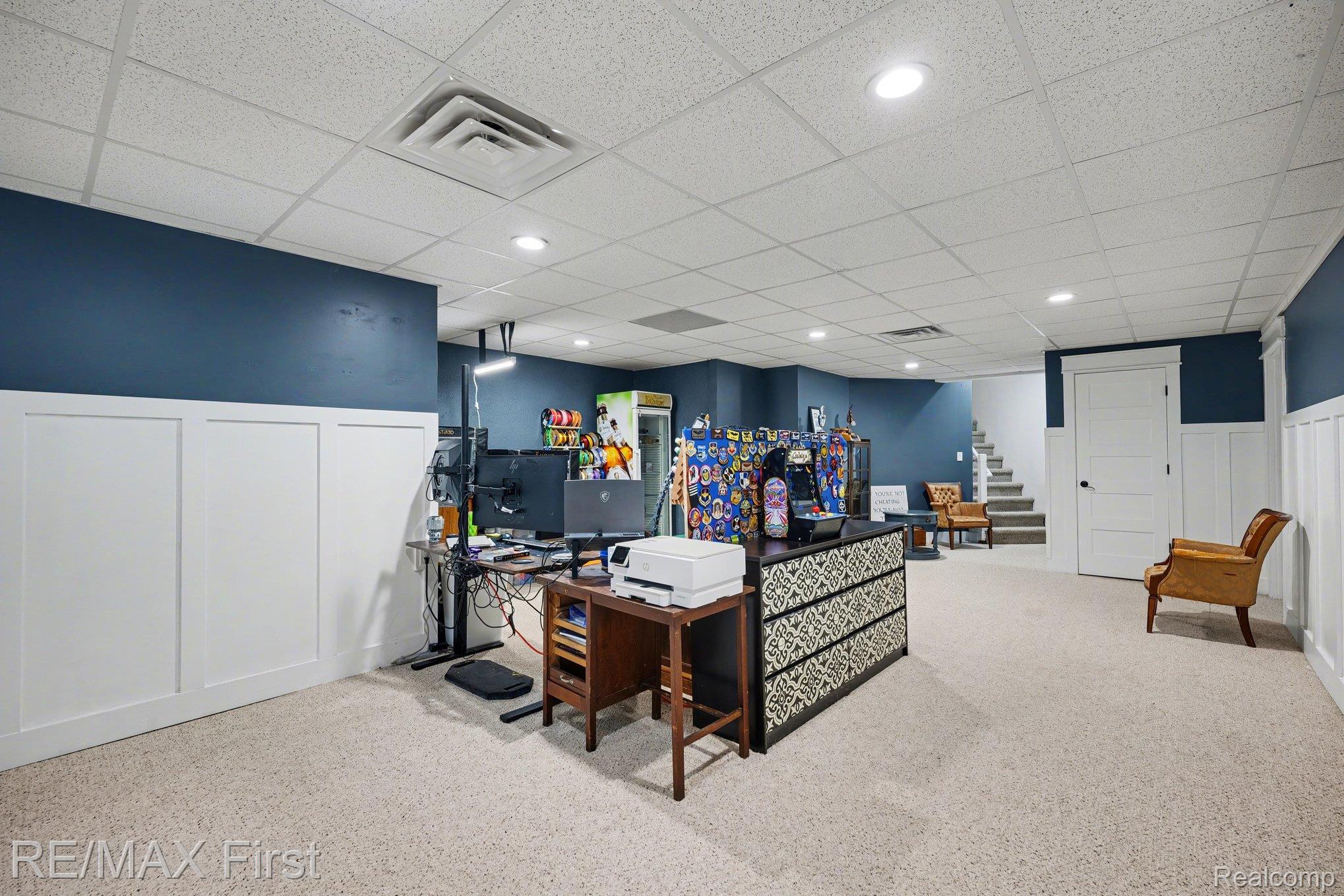 20400 Robinway Drive
