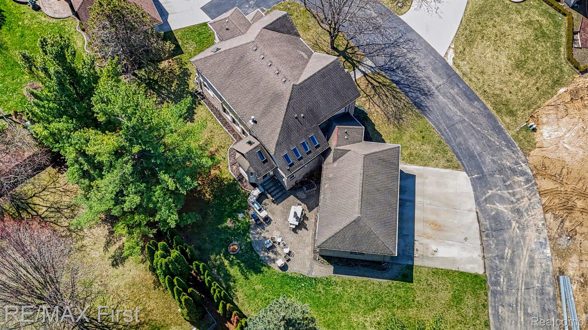 20400 Robinway Drive