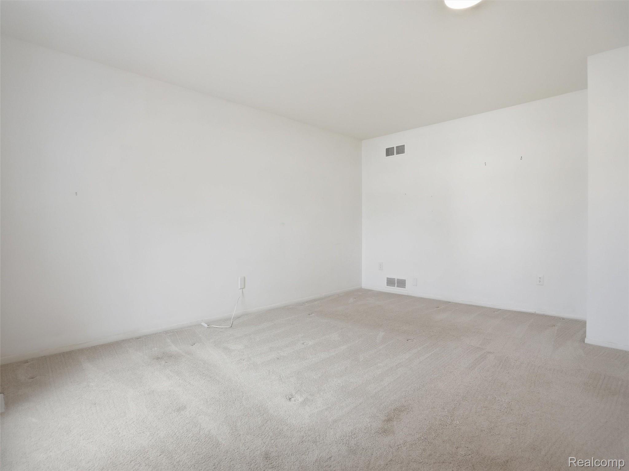 115 Manor Way