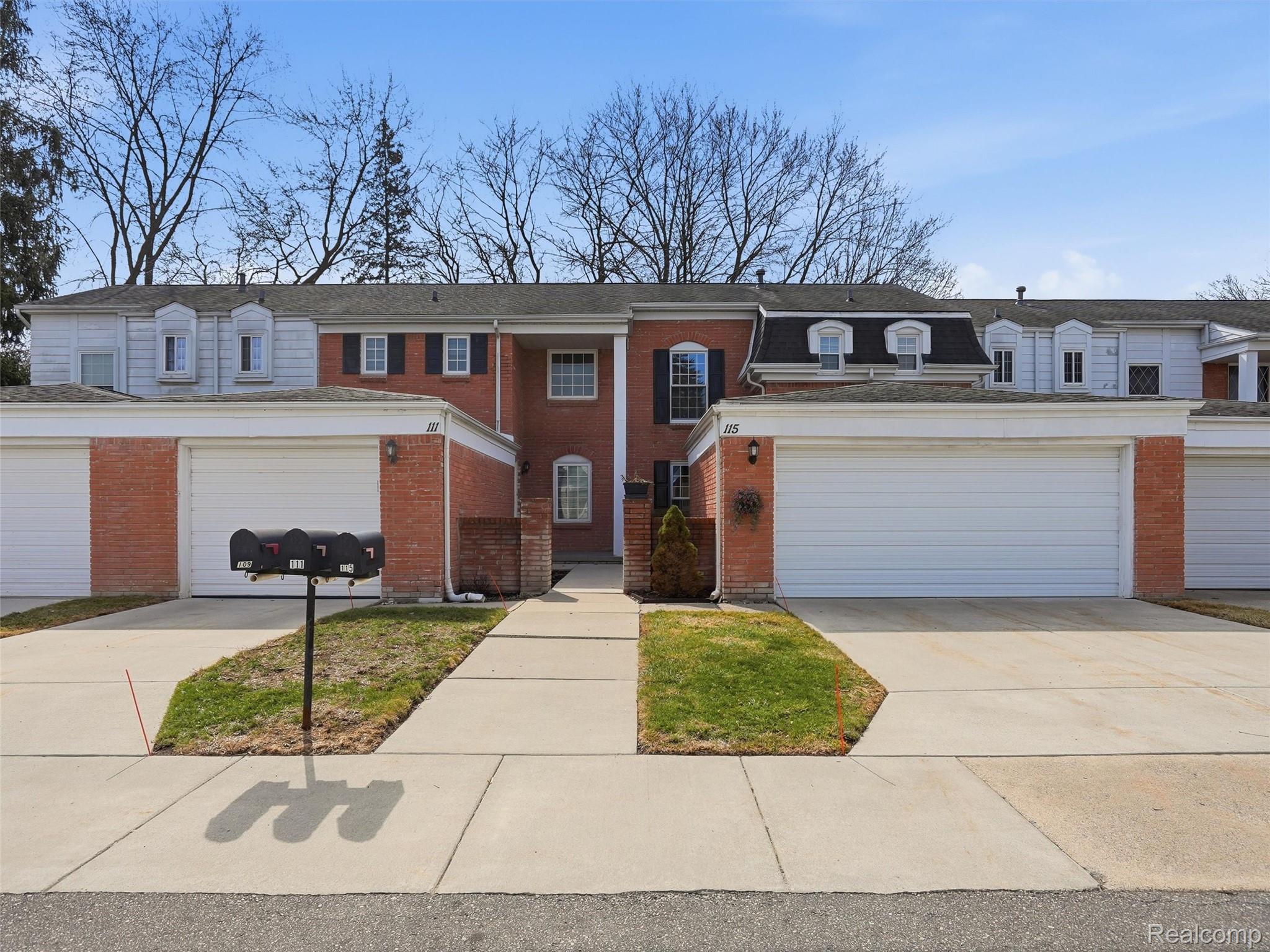 115 Manor Way