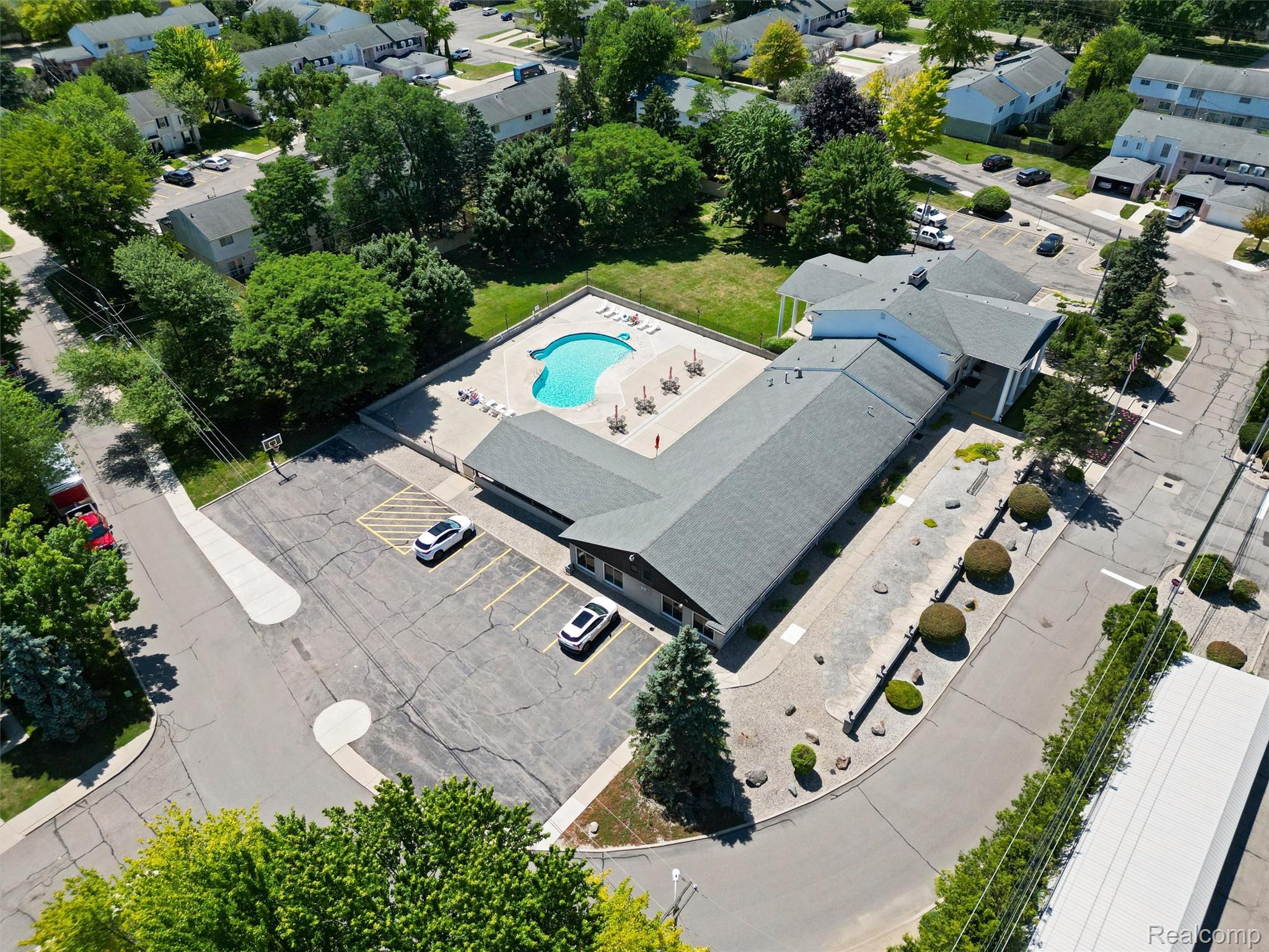 115 Manor Way