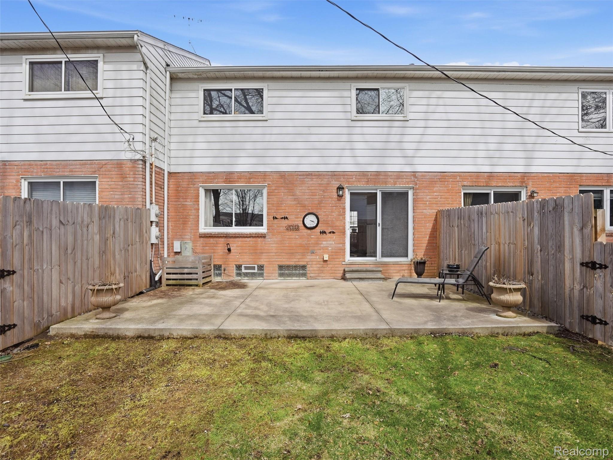 115 Manor Way
