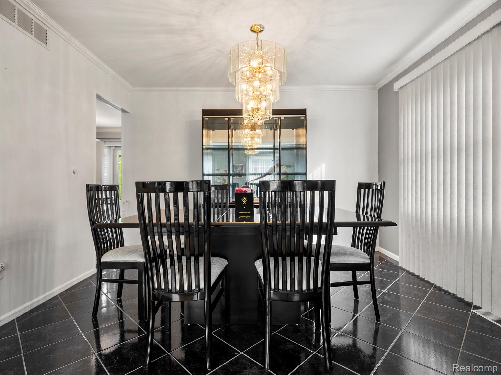 42881 Inverness Court