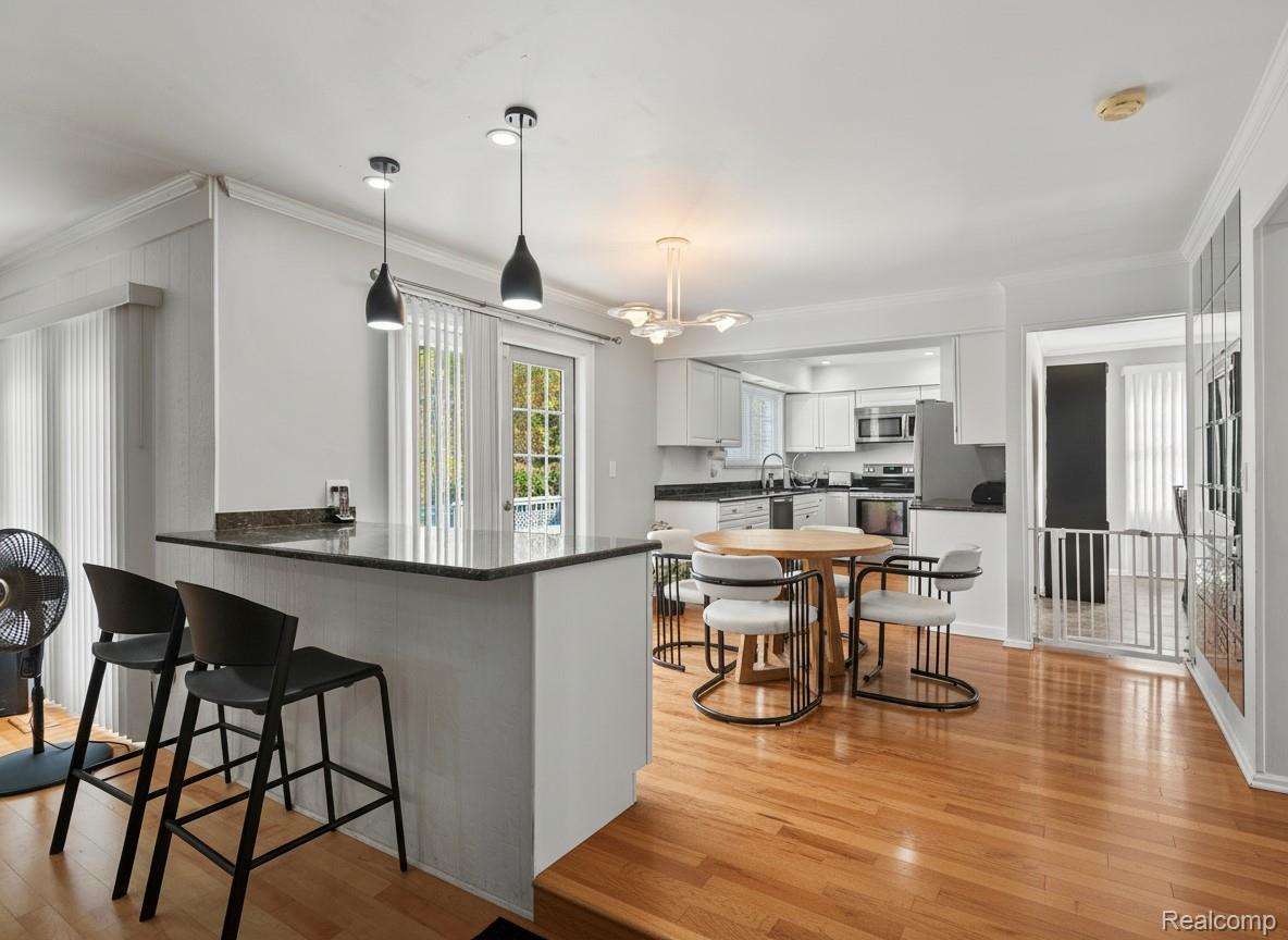 42881 Inverness Court