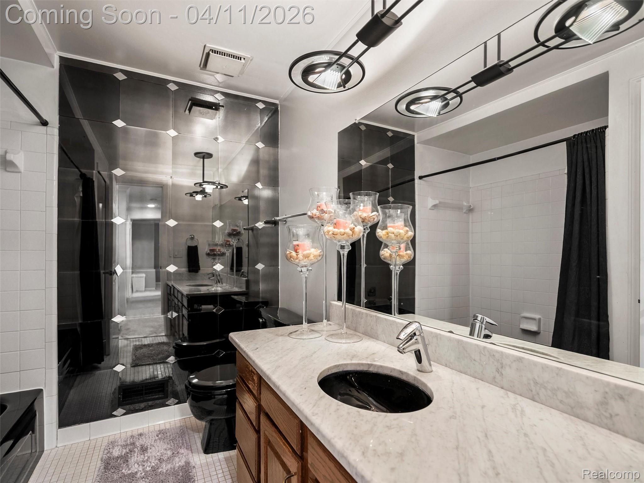 42881 Inverness Court