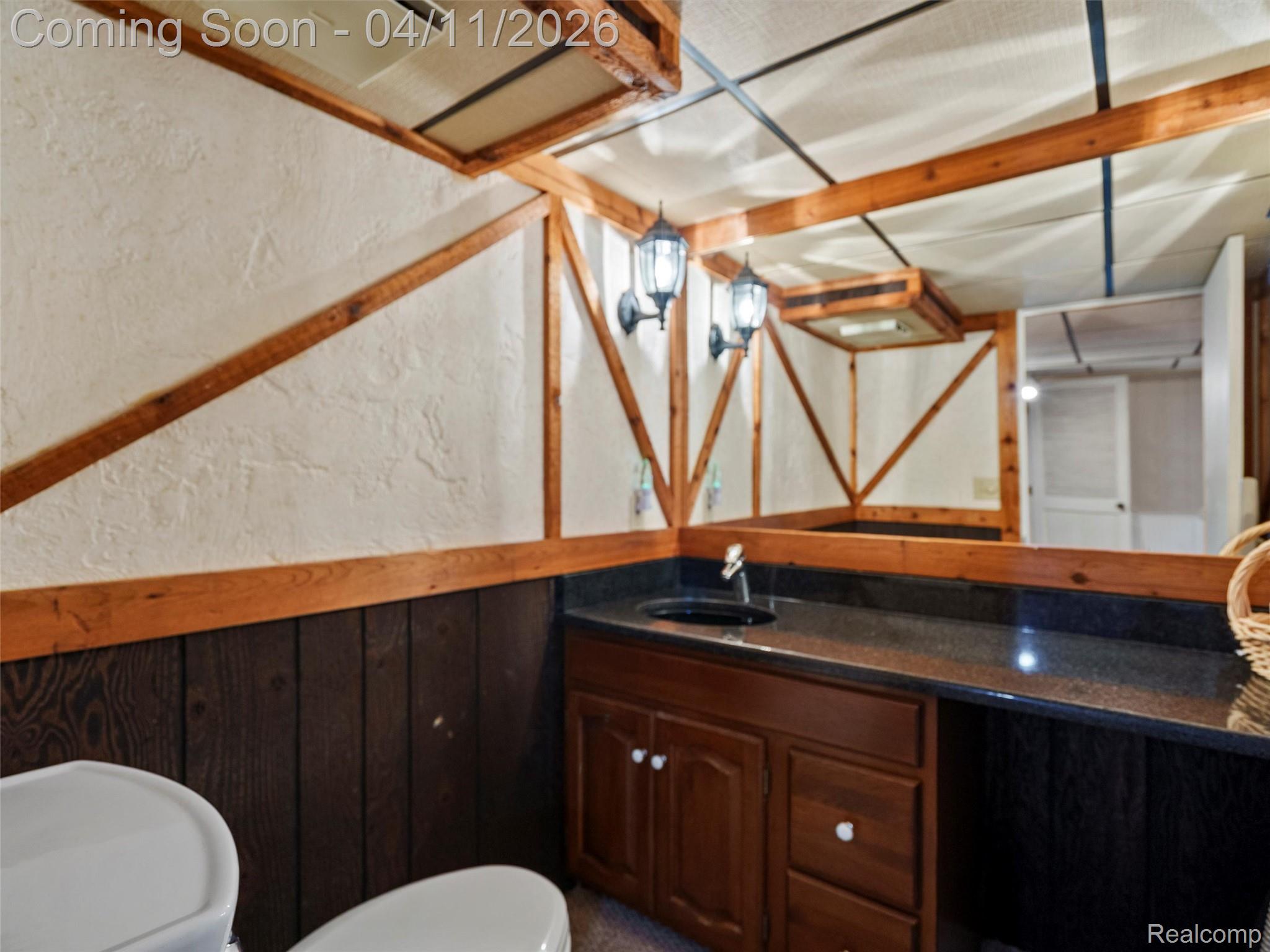 42881 Inverness Court