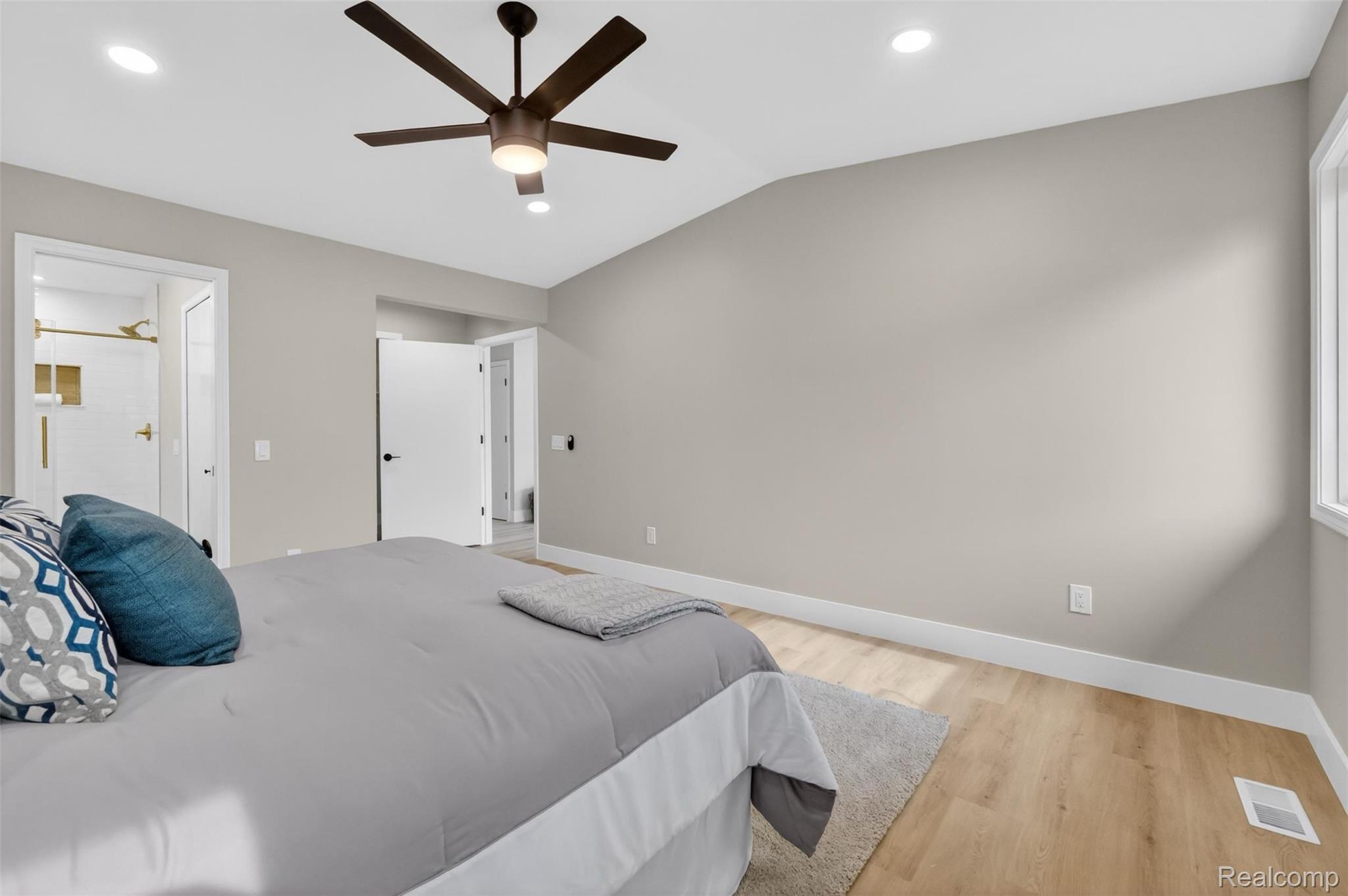 34973 Meadow Lane