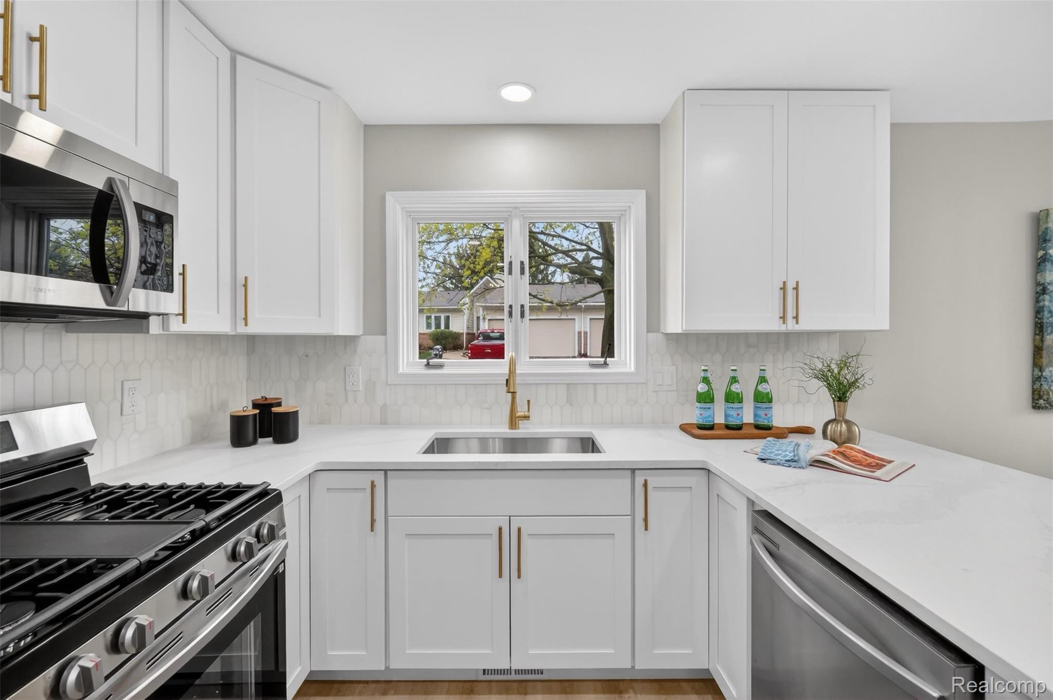 34973 Meadow Lane