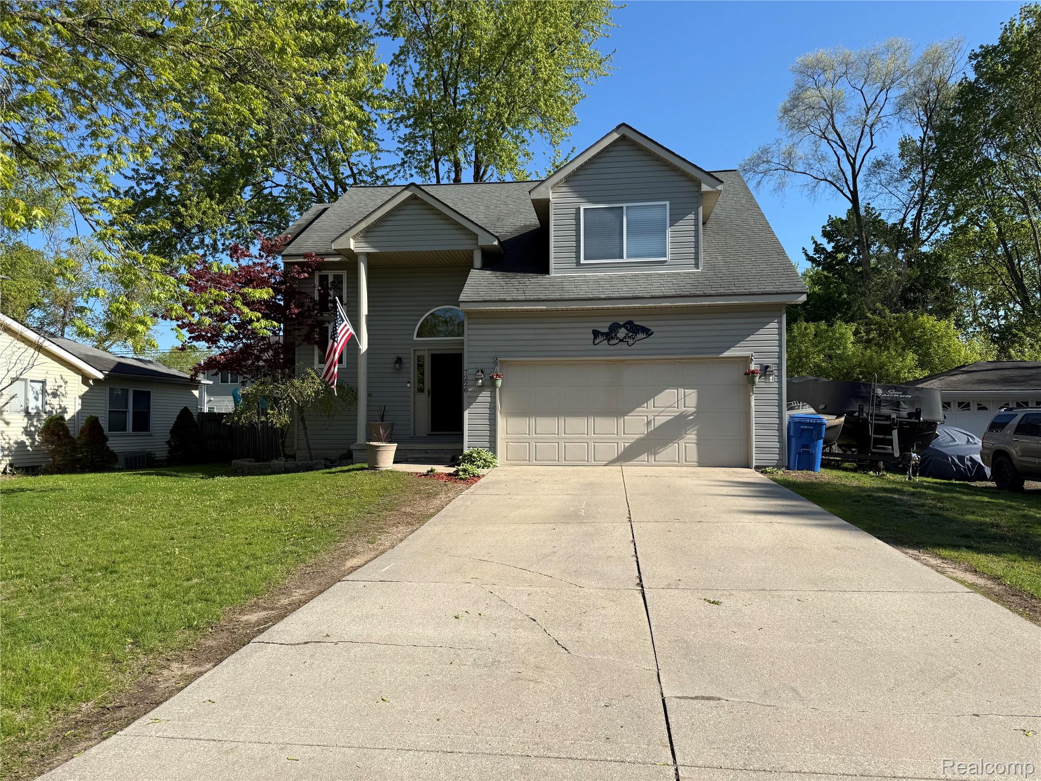 7226 Garvin